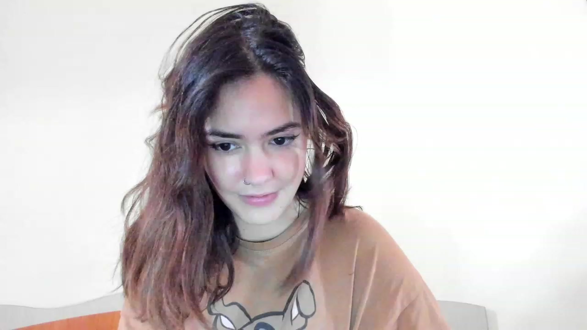 Gallery image thumbnail from EmmaCutiePie's myfreecams stream on, 10/08/2023, 12:49 image 6 of 20