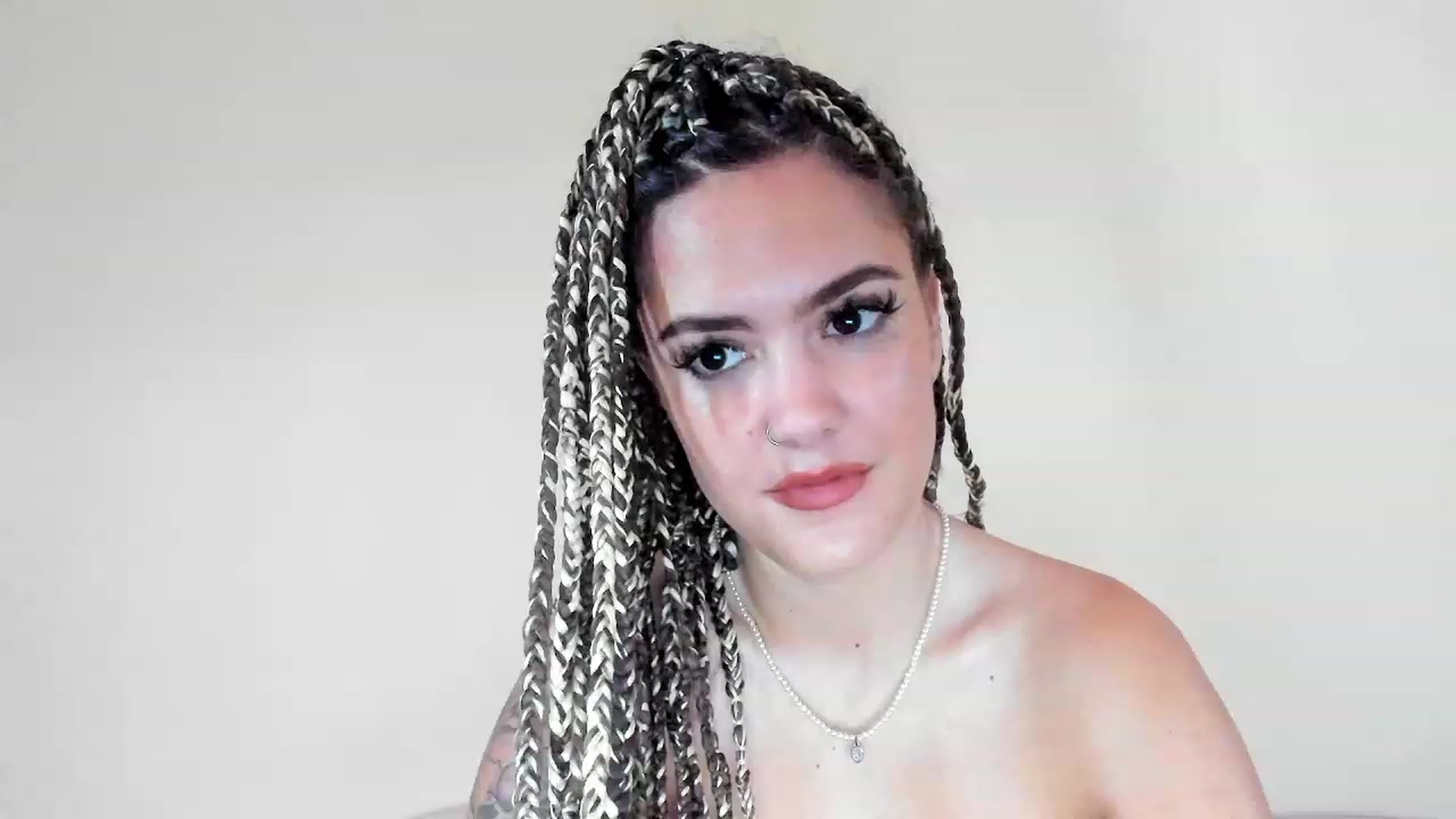 Gallery image thumbnail from EmmaCutiePie's myfreecams stream on, 10/26/2023, 12:56 image 20 of 20