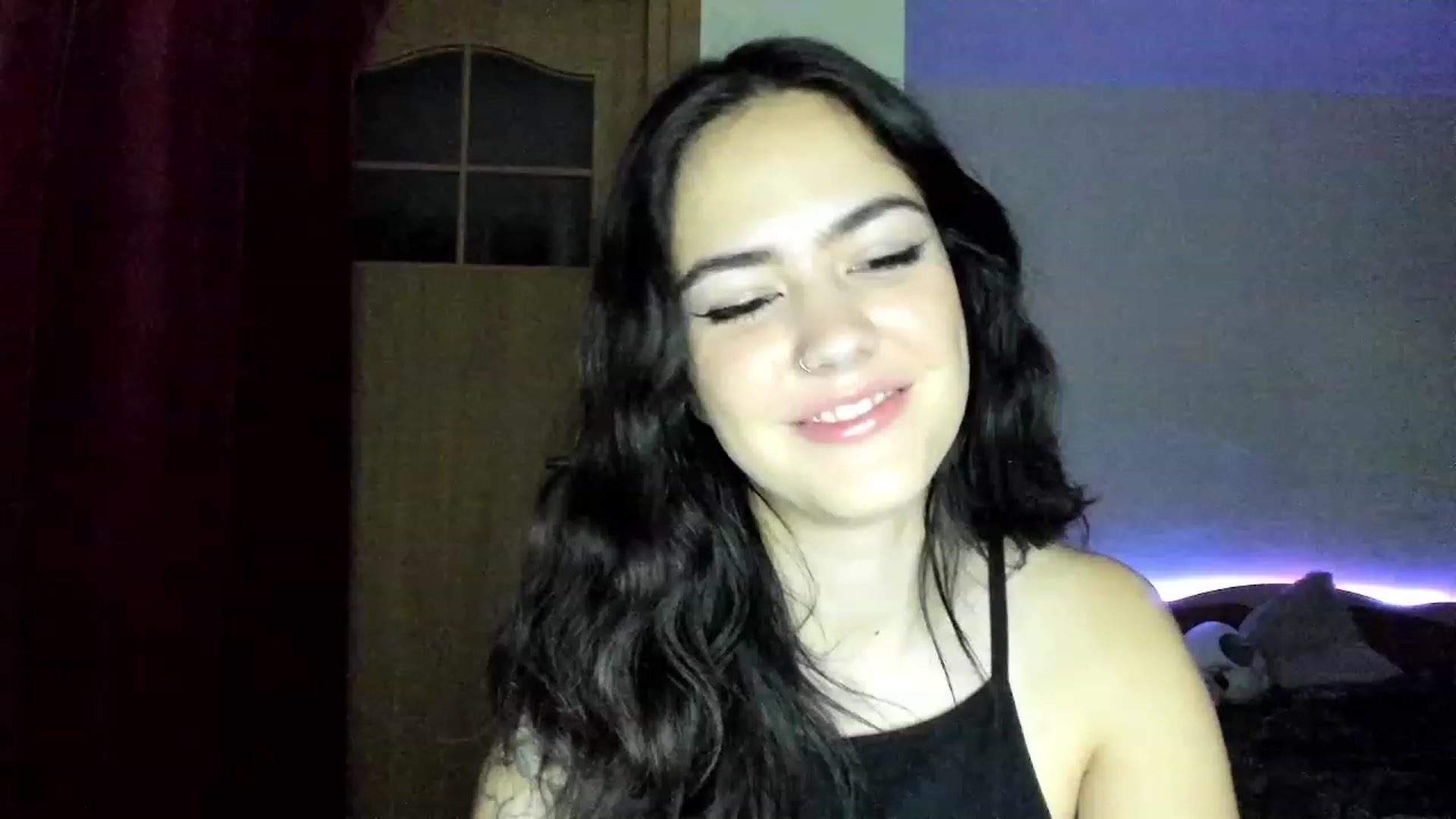 Gallery image thumbnail from EmmaCutiePie's myfreecams stream on, 11/24/2023, 17:19 image 1 of 20