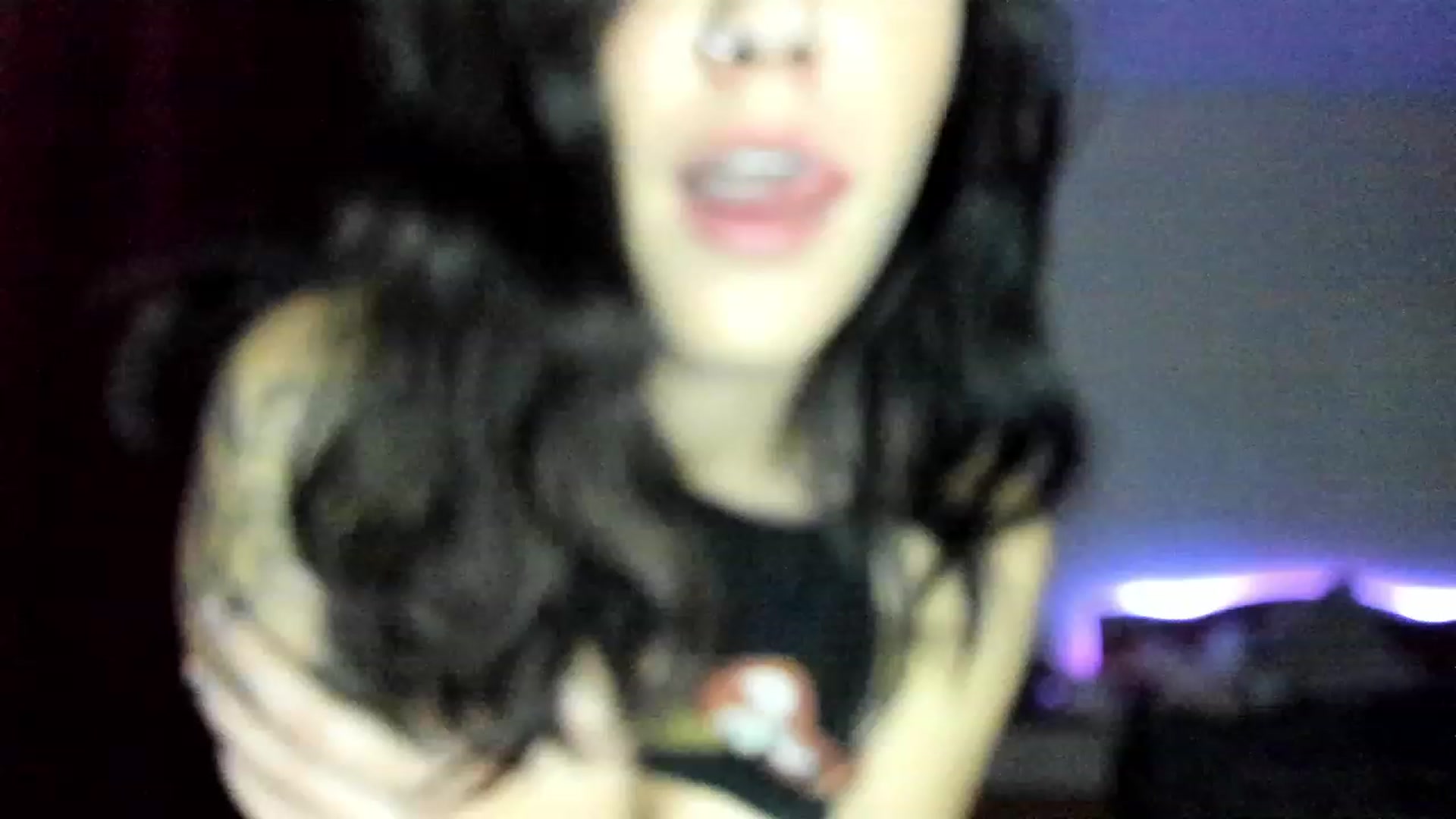 Gallery image thumbnail from EmmaCutiePie's myfreecams stream on, 11/24/2023, 17:19 image 14 of 20