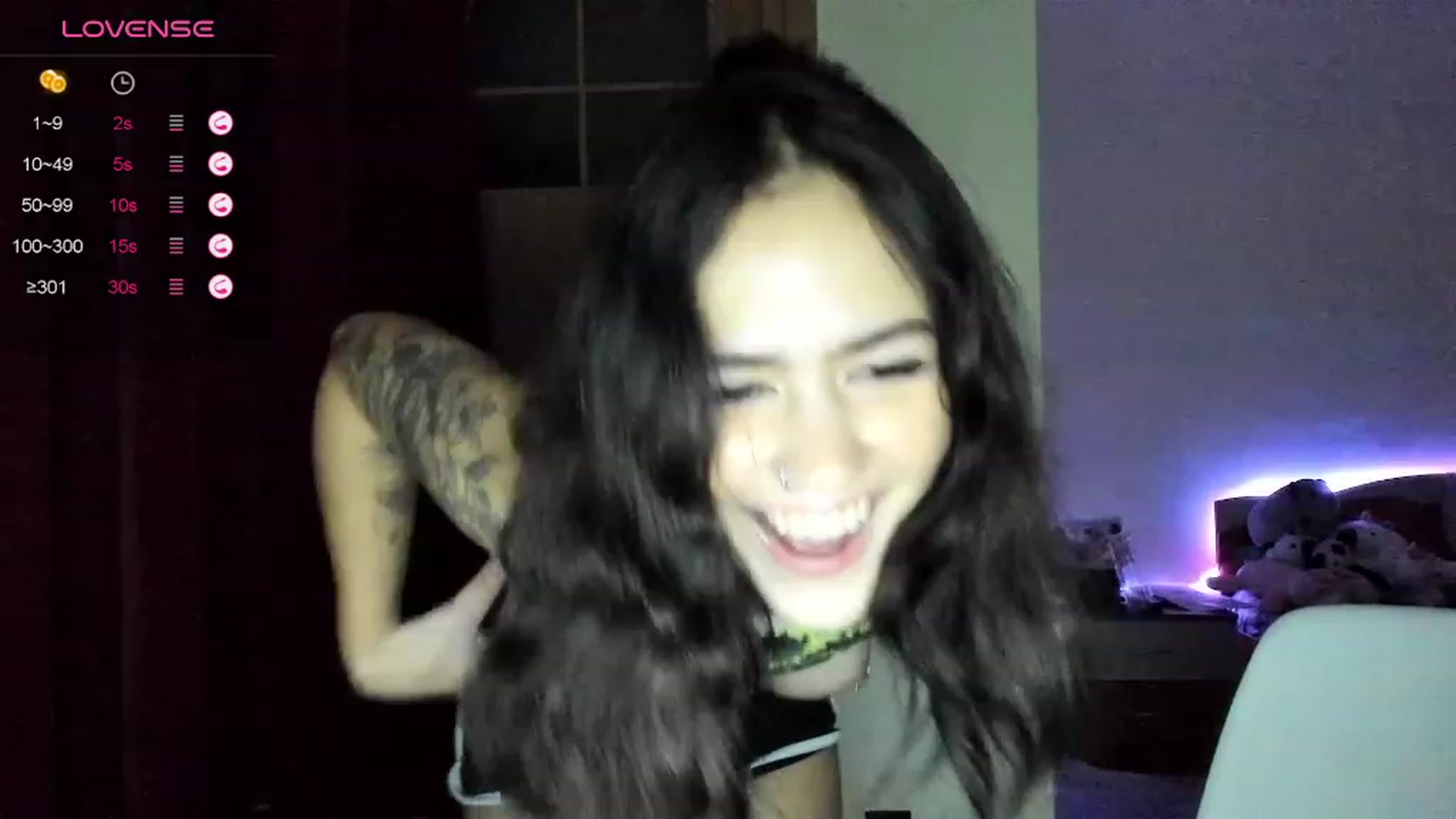 Gallery image thumbnail from EmmaCutiePie's myfreecams stream on, 11/28/2023, 17:49 image 13 of 20
