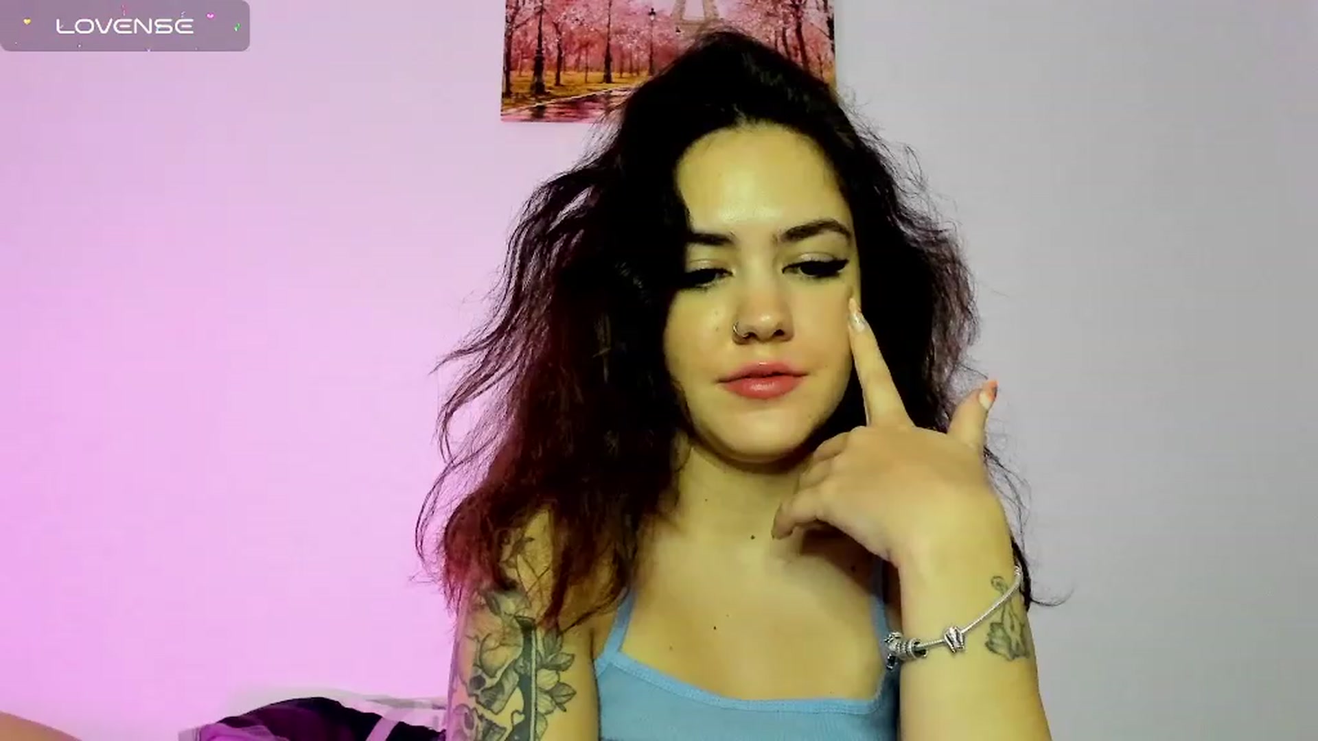 Gallery image thumbnail from EmmaCutiePie's myfreecams stream on, 01/14/2024, 22:19 image 18 of 20
