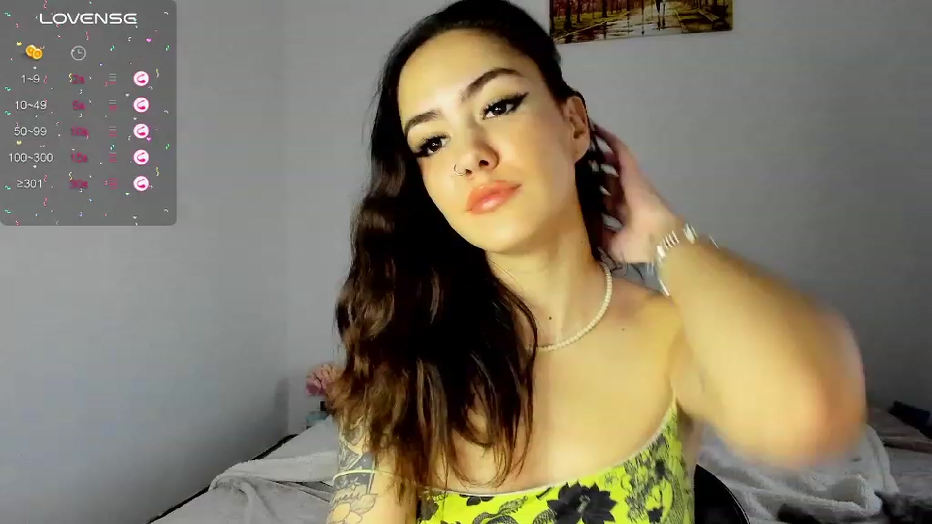 Gallery image thumbnail from EmmaCutiePie's myfreecams stream on, 02/06/2024, 15:40 image 15 of 20