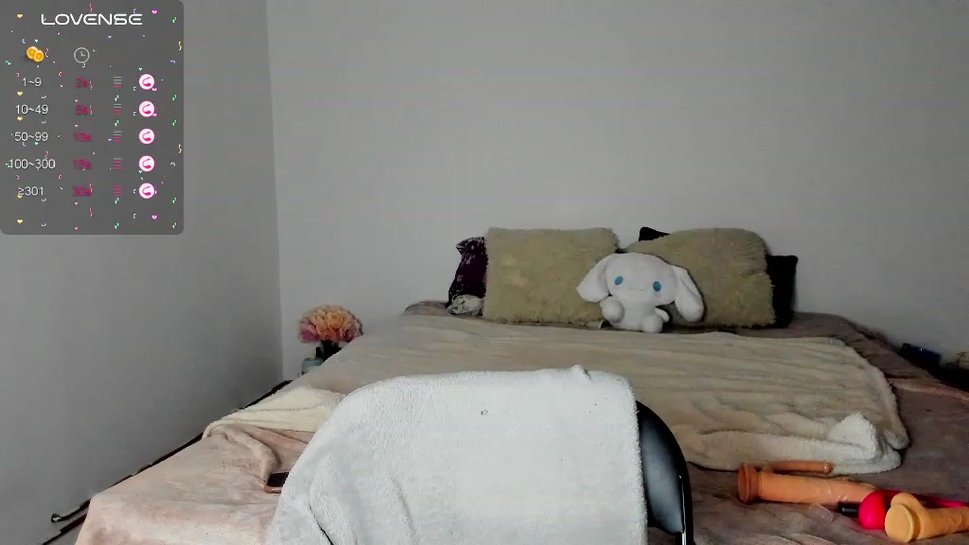 Gallery image thumbnail from EmmaCutiePie's myfreecams stream on, 02/06/2024, 16:59 image 4 of 20