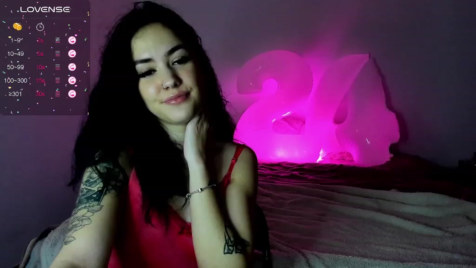 Gallery image thumbnail from EmmaCutiePie's myfreecams stream on, 02/14/2024, 18:18 image 1 of 20