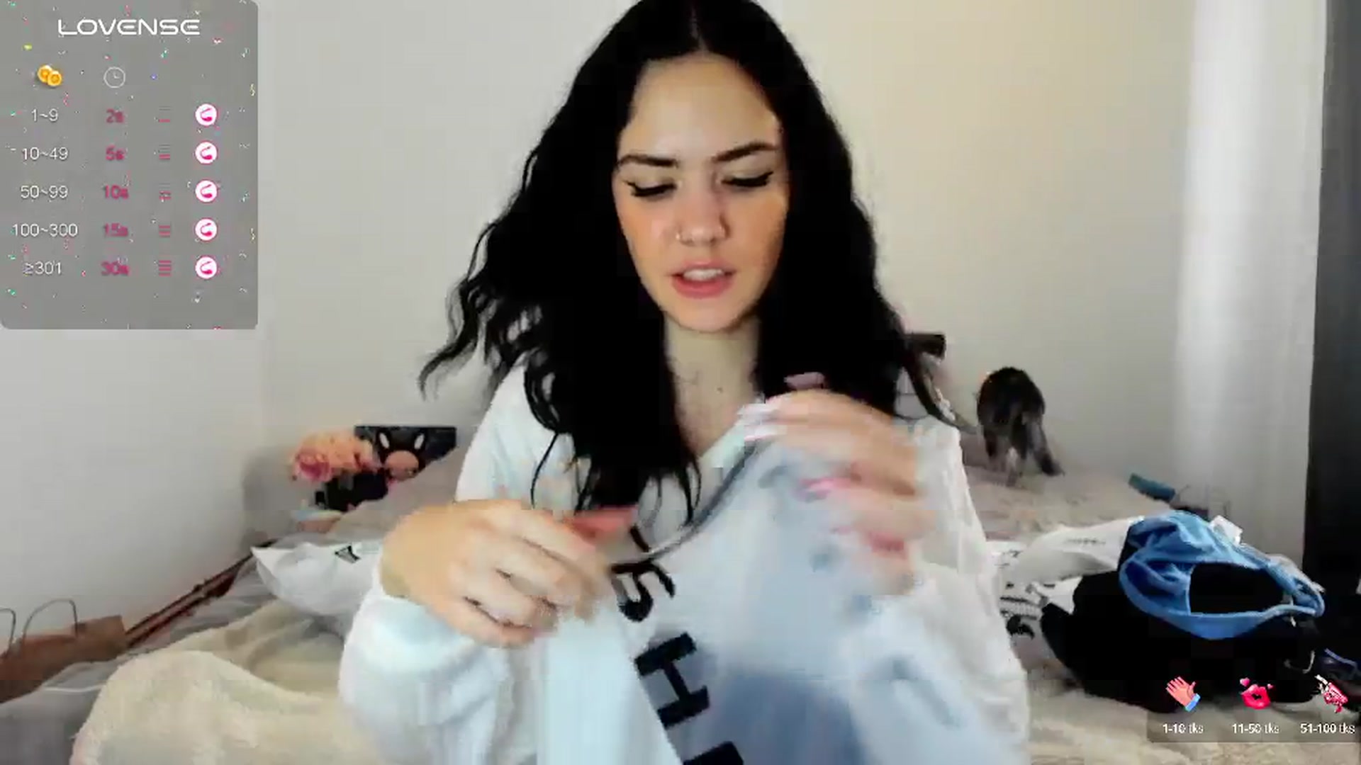 Gallery image thumbnail from EmmaCutiePie's myfreecams stream on, 02/28/2024, 11:11 image 3 of 20