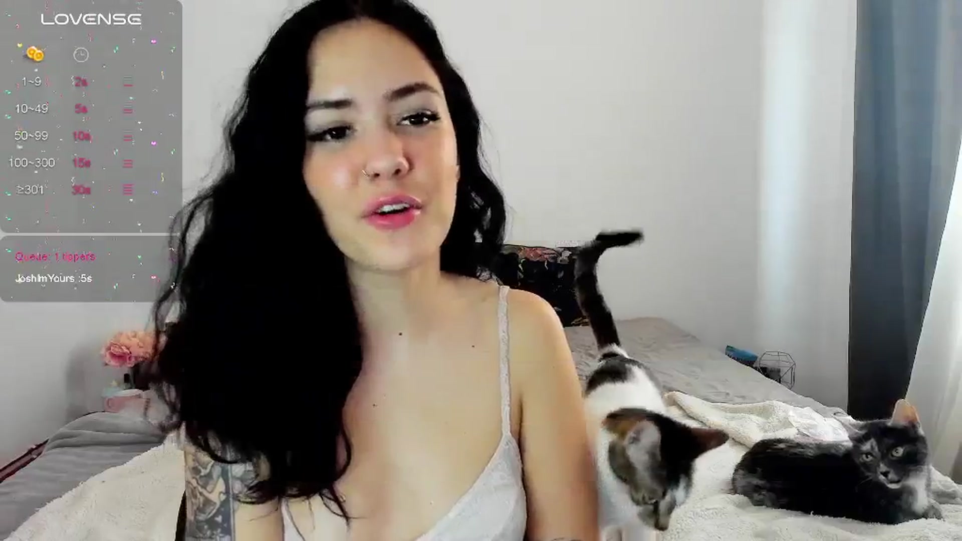 Gallery image thumbnail from EmmaCutiePie's myfreecams stream on, 02/28/2024, 11:11 image 19 of 20