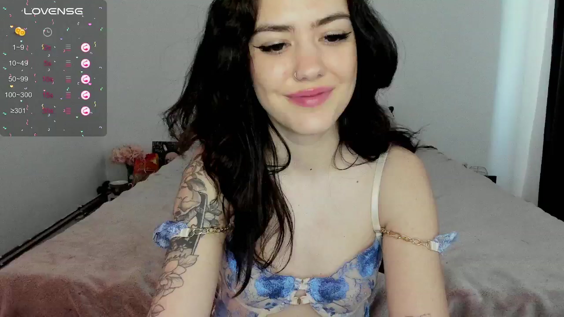 Gallery image thumbnail from EmmaCutiePie's myfreecams stream on, 05/03/2024, 14:30 image 20 of 20
