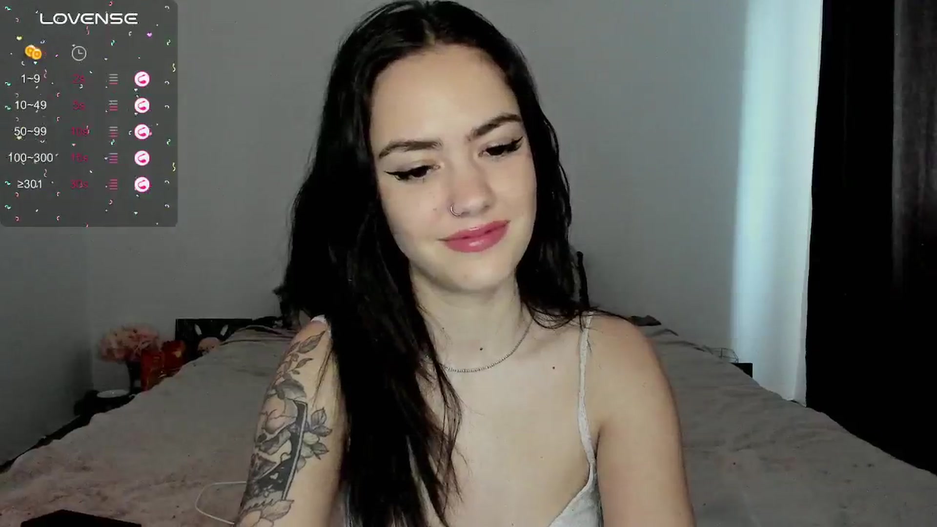 Gallery image thumbnail from EmmaCutiePie's myfreecams stream on, 05/07/2024, 15:08 image 2 of 20