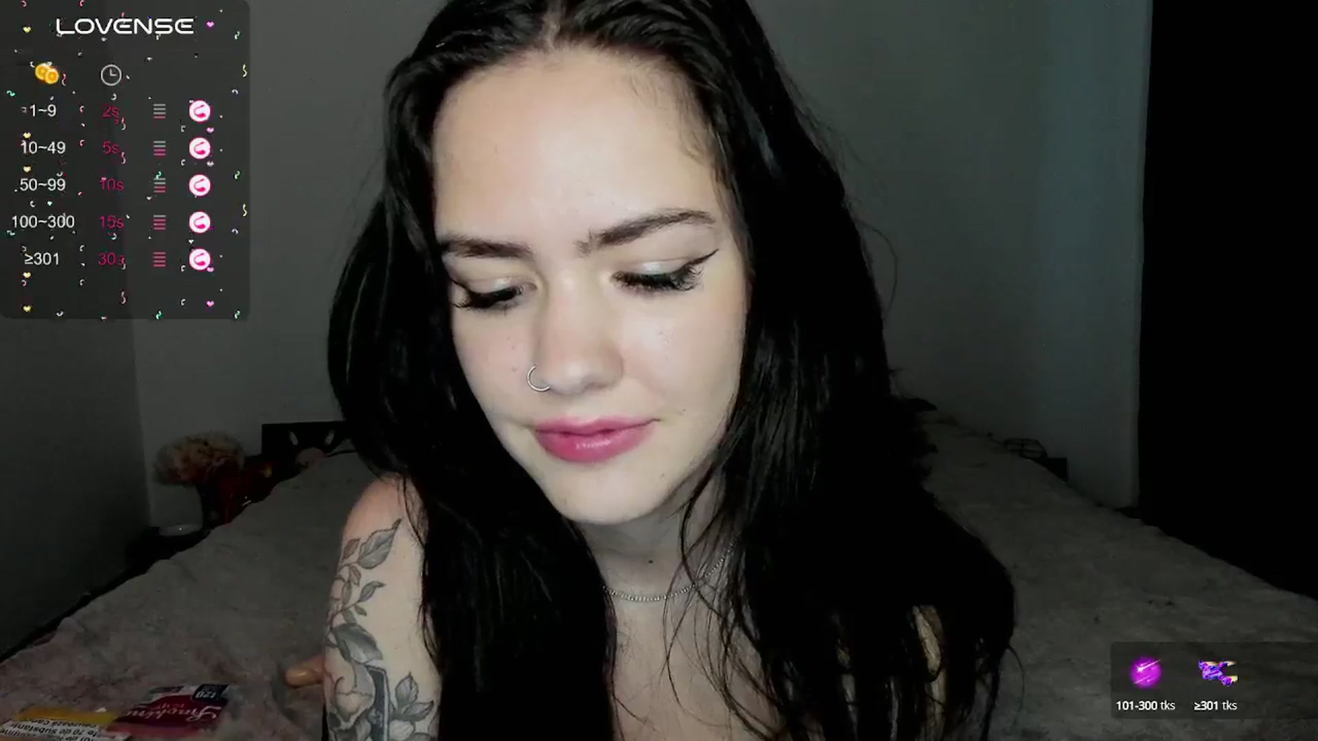 Gallery image thumbnail from EmmaCutiePie's myfreecams stream on, 05/07/2024, 17:09 image 20 of 20