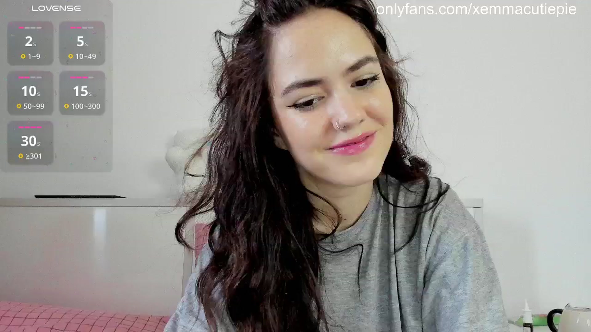Gallery image thumbnail from EmmaCutiePie's myfreecams stream on, 09/21/2024, 14:06 image 15 of 20