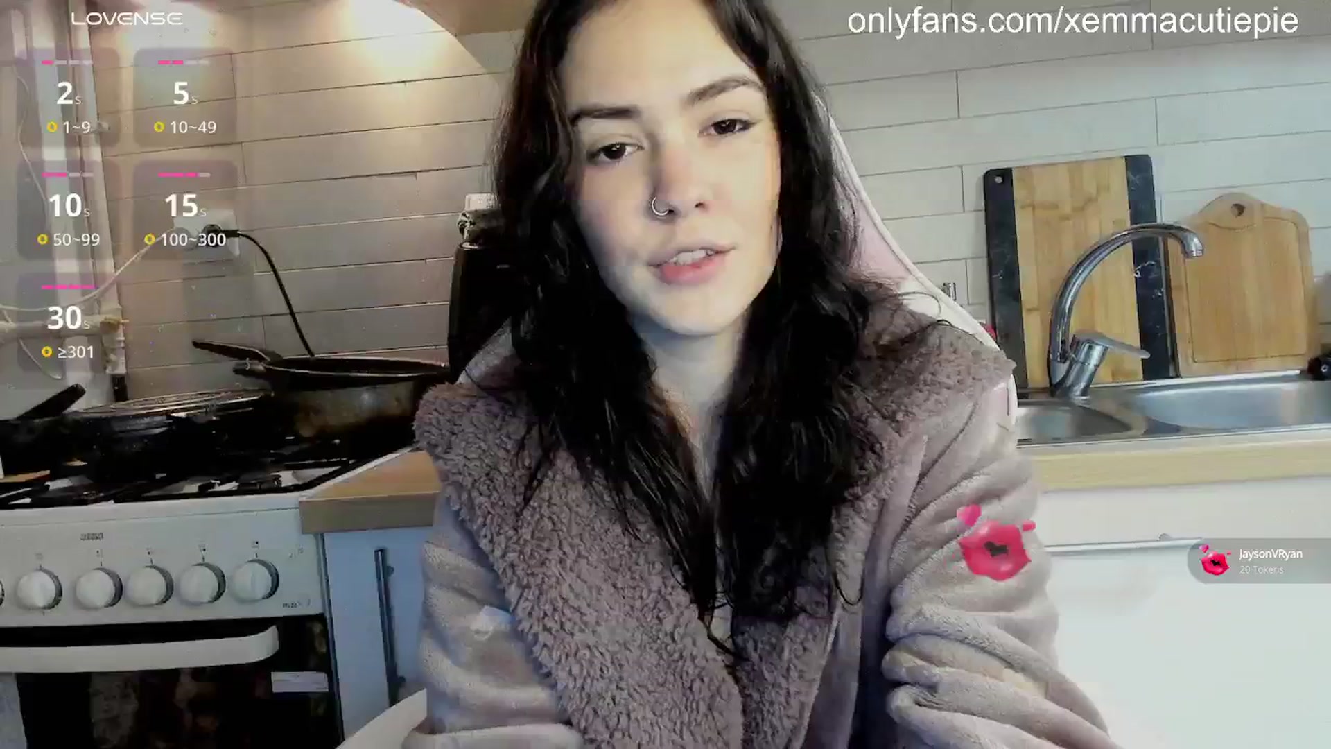 Gallery image thumbnail from EmmaCutiePie's myfreecams stream on, 11/16/2024, 15:25 image 6 of 20