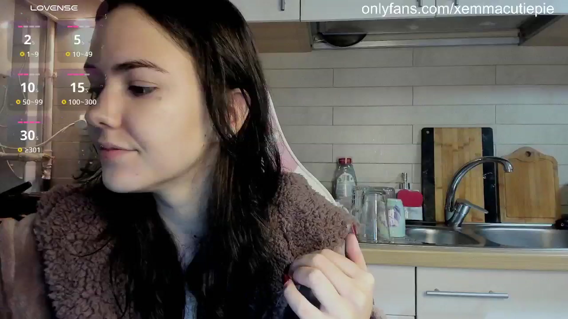 Gallery image thumbnail from EmmaCutiePie's myfreecams stream on, 11/16/2024, 15:25 image 1 of 20