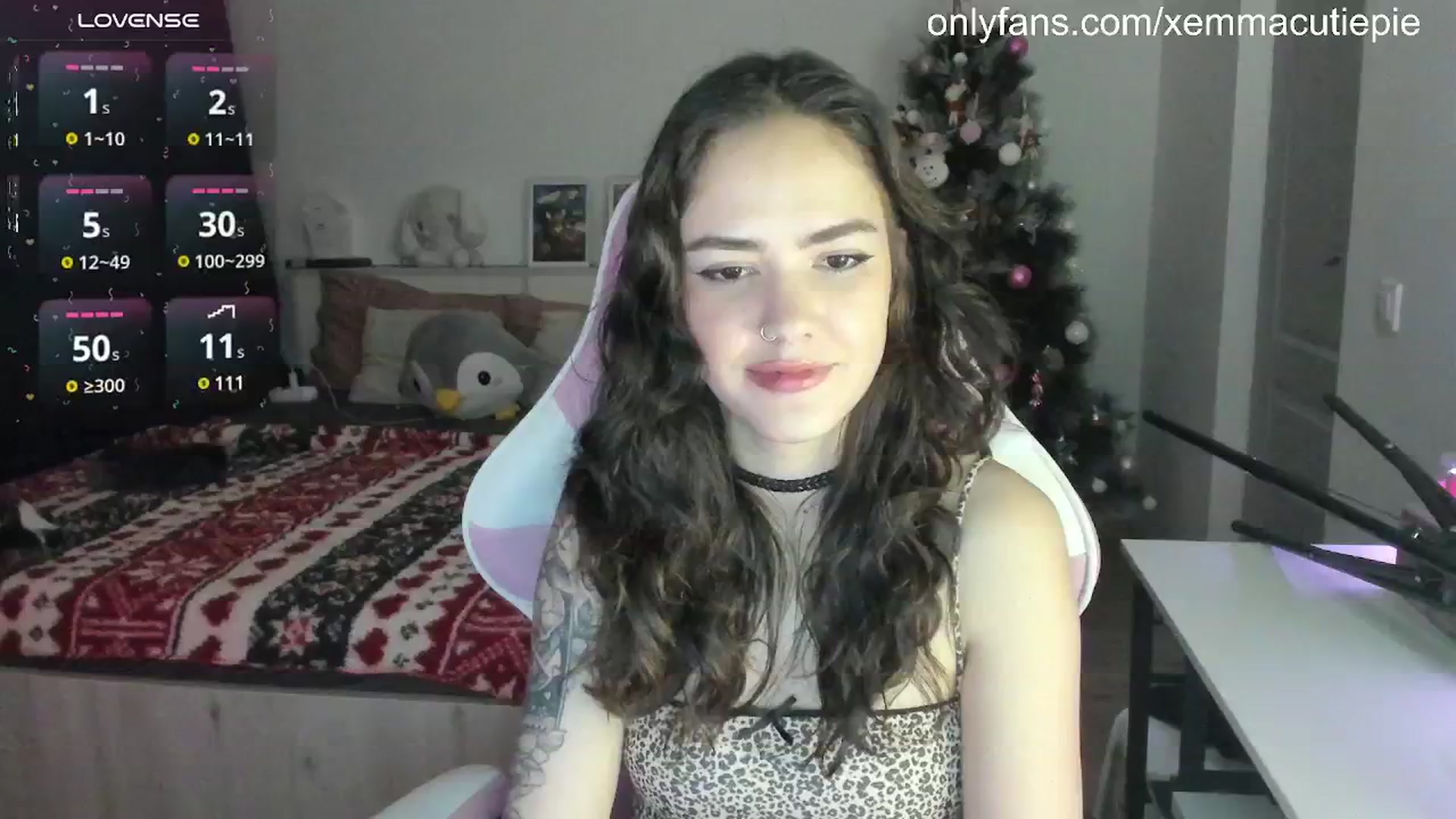 Gallery image thumbnail from EmmaCutiePie's myfreecams stream on, 12/27/2024, 16:22 image 18 of 20
