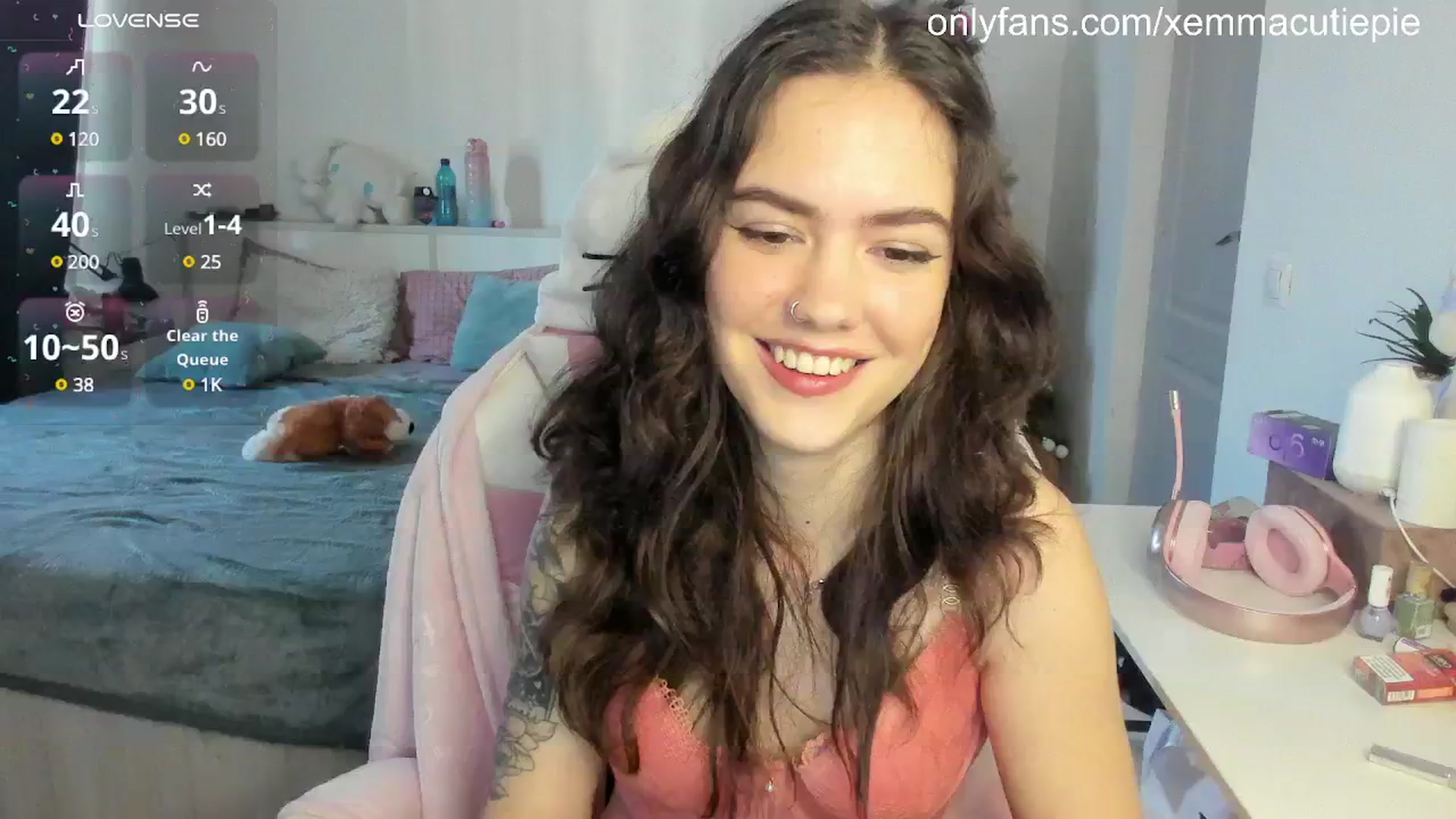 Gallery image thumbnail from EmmaCutiePie's myfreecams stream on, 01/28/2025, 12:13 image 5 of 20
