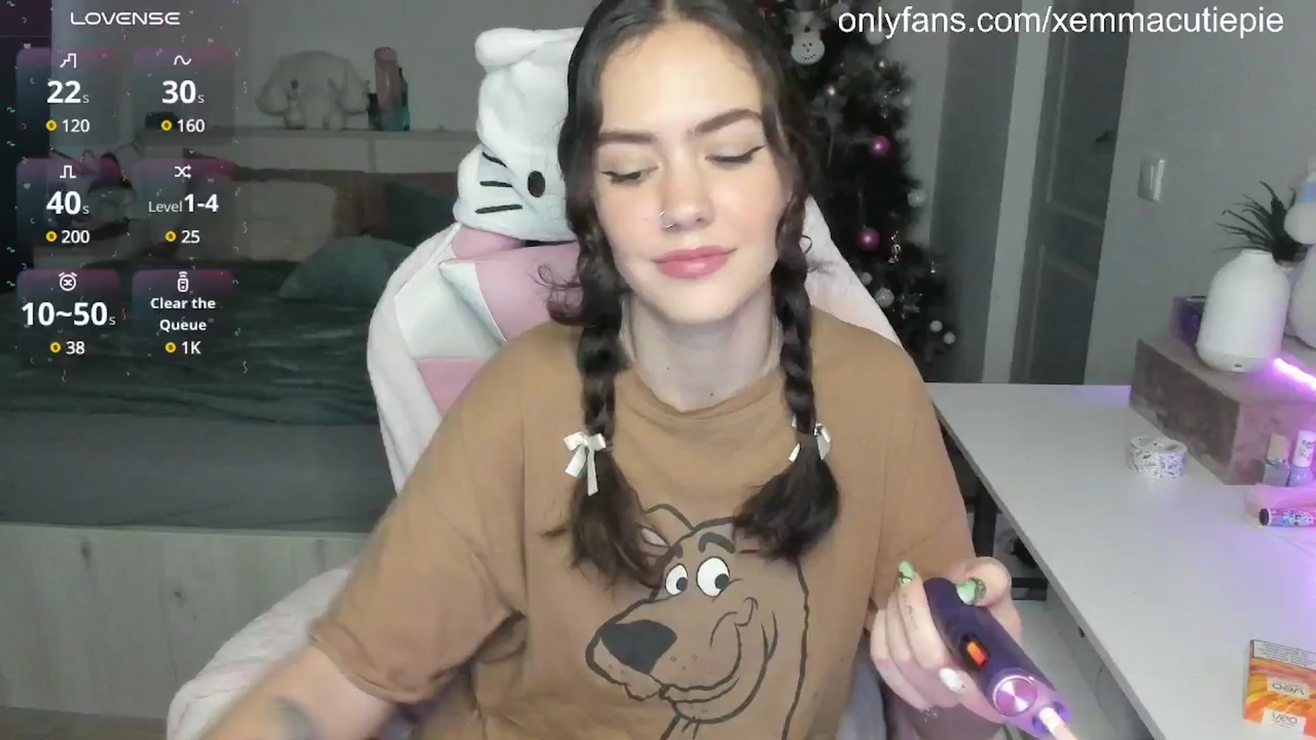 Gallery image thumbnail from EmmaCutiePie's myfreecams stream on, 01/31/2025, 17:18 image 1 of 20