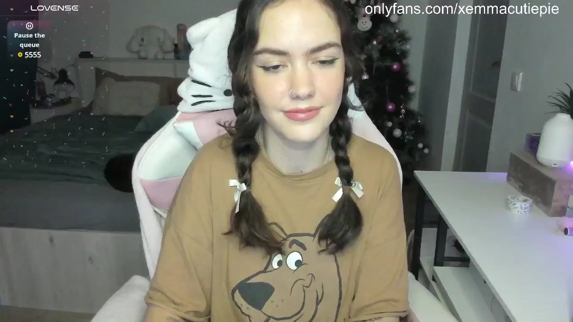 Gallery image thumbnail from EmmaCutiePie's myfreecams stream on, 01/31/2025, 17:18 image 8 of 20