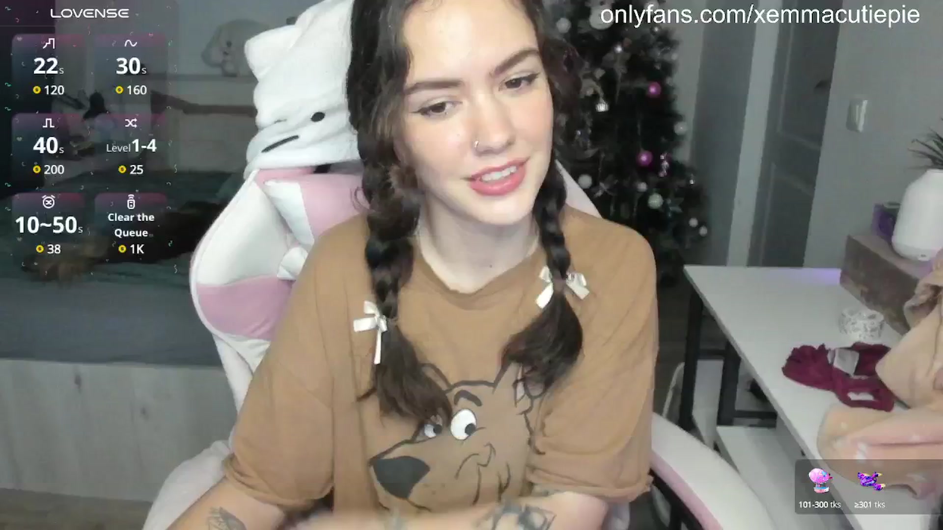 Gallery image thumbnail from EmmaCutiePie's myfreecams stream on, 01/31/2025, 17:18 image 16 of 20