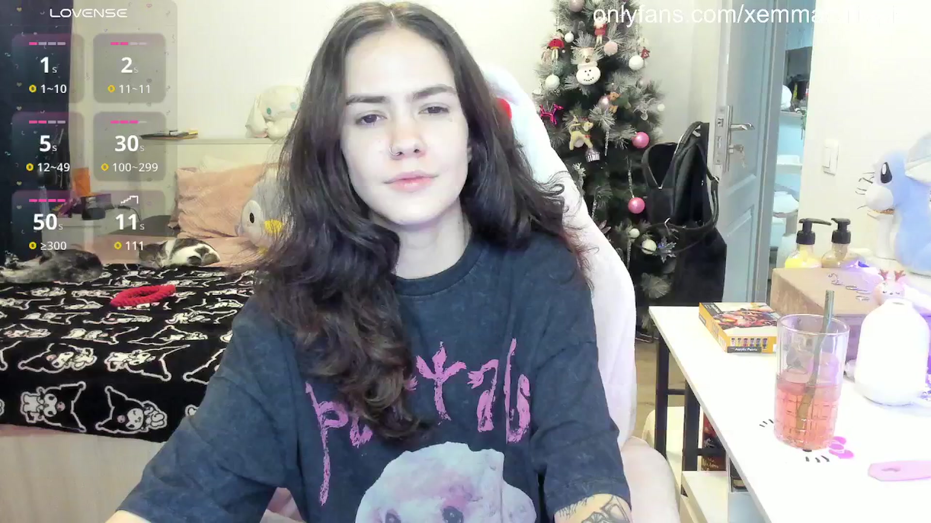 Gallery image thumbnail from EmmaCutiePie's myfreecams stream on, 02/14/2025, 17:14 image 11 of 20