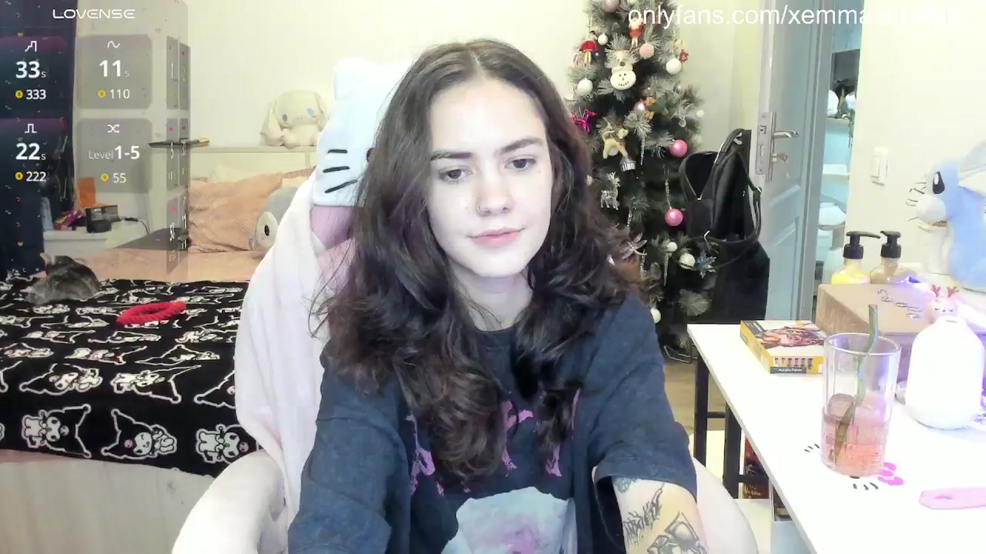Gallery image thumbnail from EmmaCutiePie's myfreecams stream on, 02/14/2025, 17:14 image 18 of 20