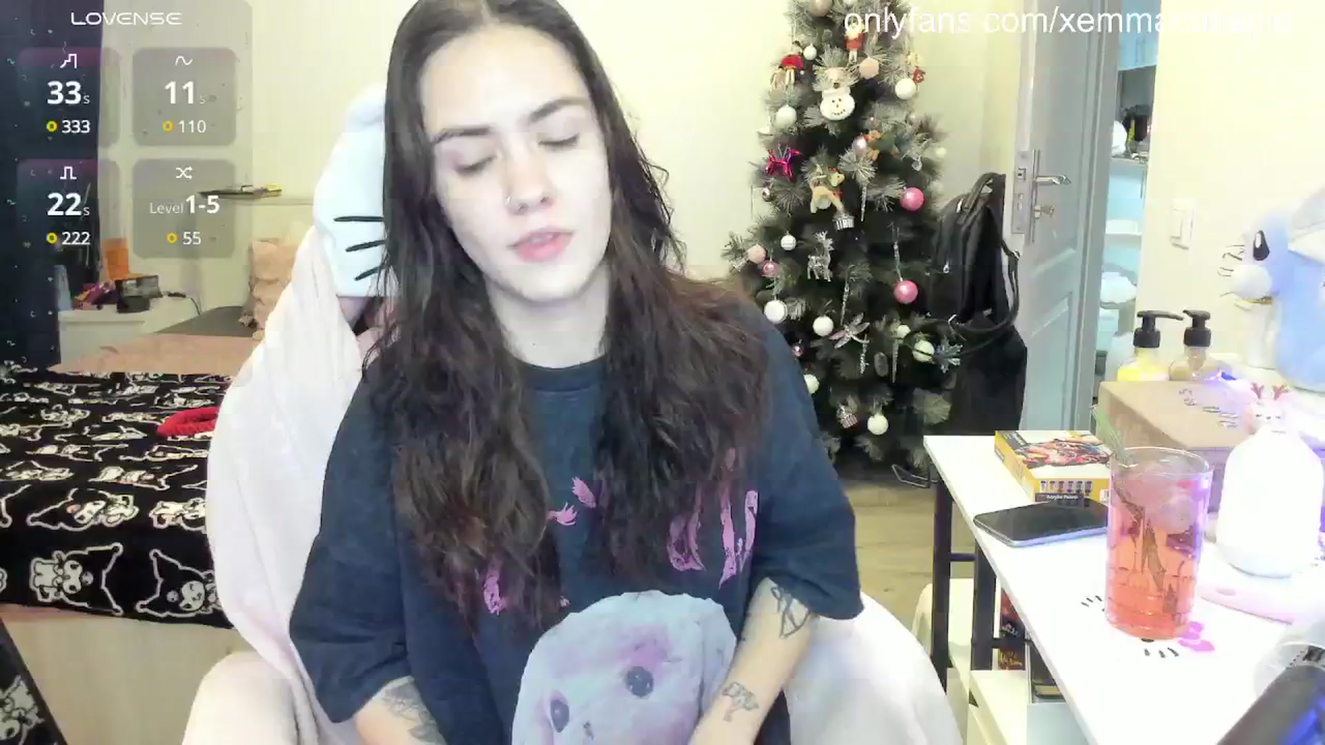 Gallery image thumbnail from EmmaCutiePie's myfreecams stream on, 02/14/2025, 17:14 image 1 of 20