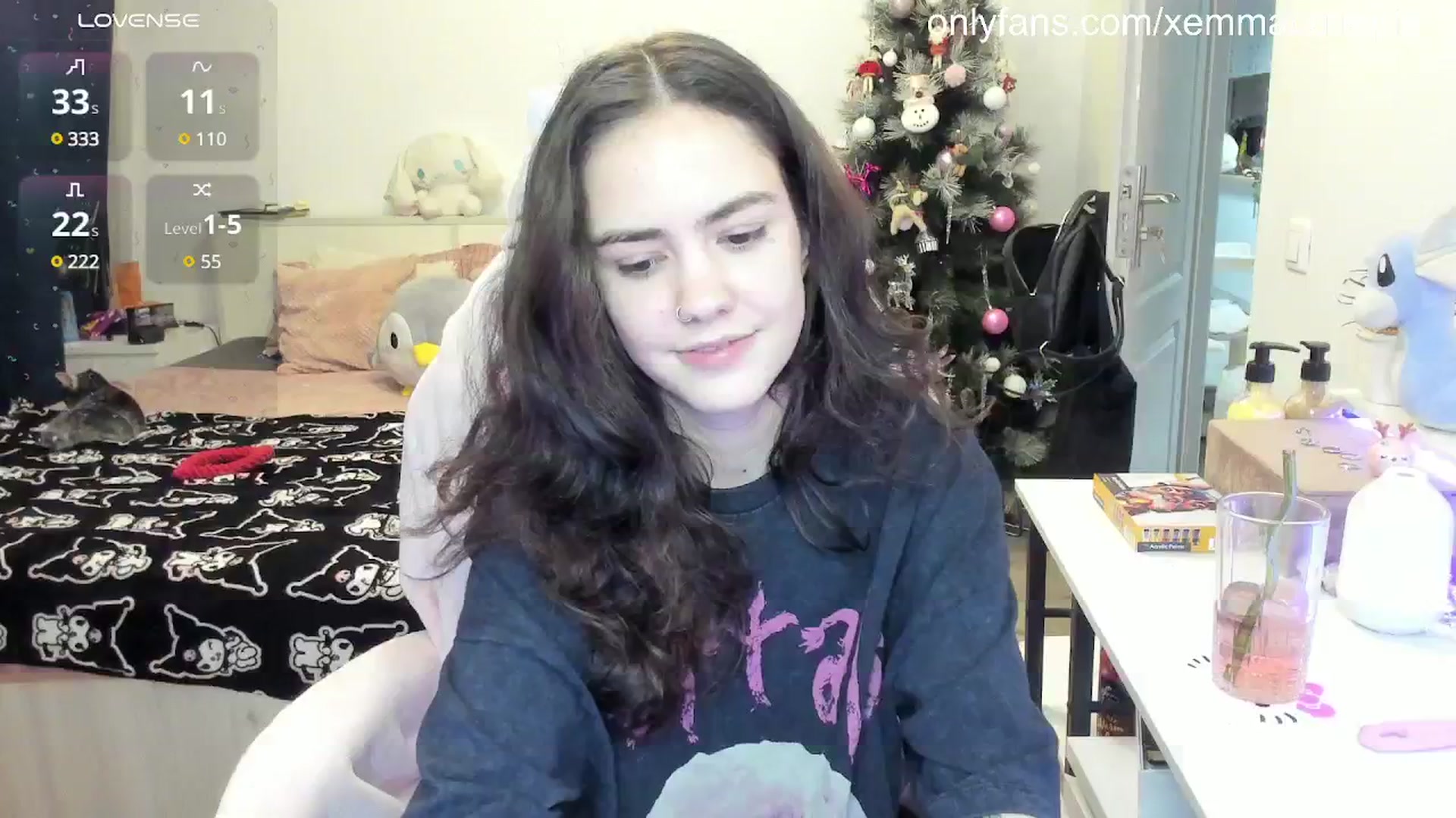 Gallery image thumbnail from EmmaCutiePie's myfreecams stream on, 02/14/2025, 17:14 image 17 of 20