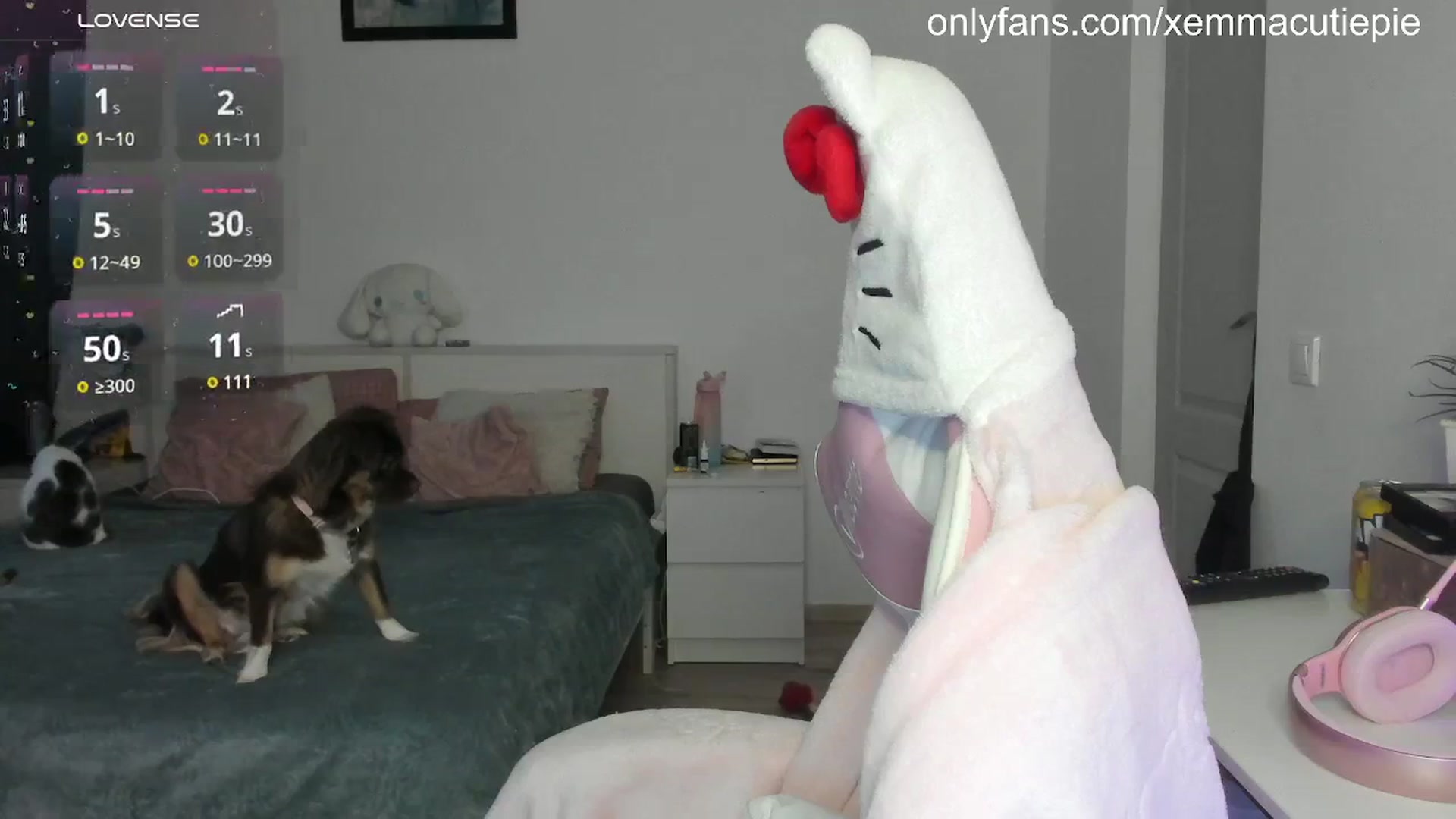 Gallery image thumbnail from EmmaCutiePie's myfreecams stream on, 03/03/2025, 16:09 image 17 of 20