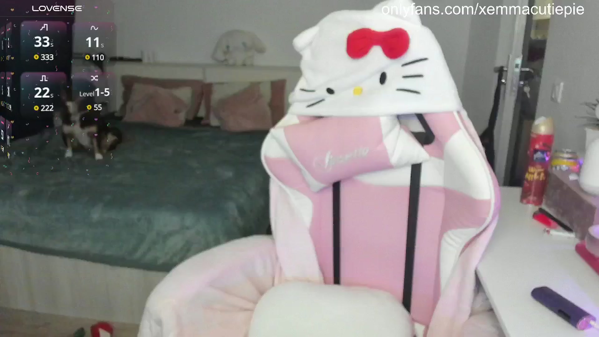 Gallery image thumbnail from EmmaCutiePie's myfreecams stream on, 03/07/2025, 18:17 image 10 of 20