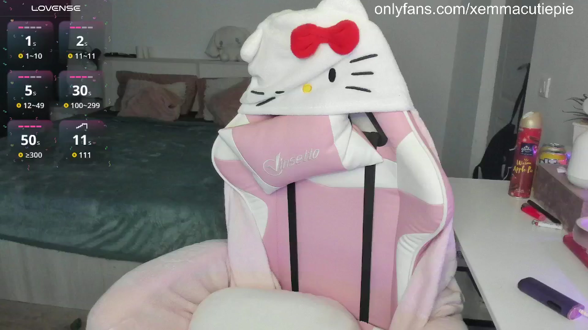 Gallery image thumbnail from EmmaCutiePie's myfreecams stream on, 03/07/2025, 18:17 image 14 of 20