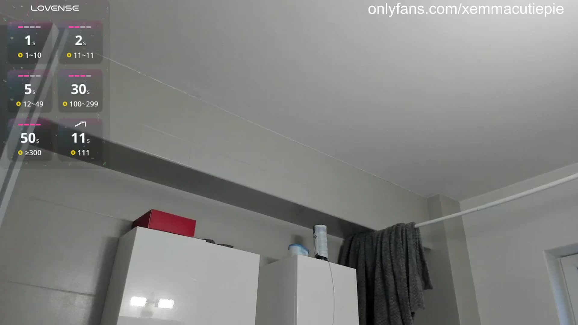 Gallery image thumbnail from EmmaCutiePie's myfreecams stream on, 03/08/2025, 17:11 image 14 of 20