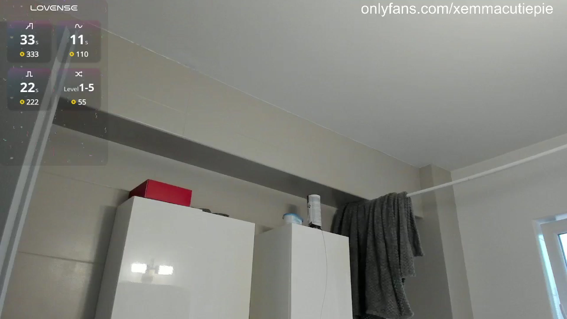 Gallery image thumbnail from EmmaCutiePie's myfreecams stream on, 03/08/2025, 17:11 image 11 of 20