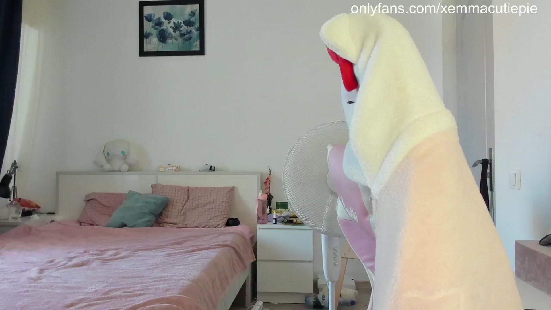 Gallery image thumbnail from EmmaCutiePie's myfreecams stream on, 06/28/2025, 14:53 image 20 of 20