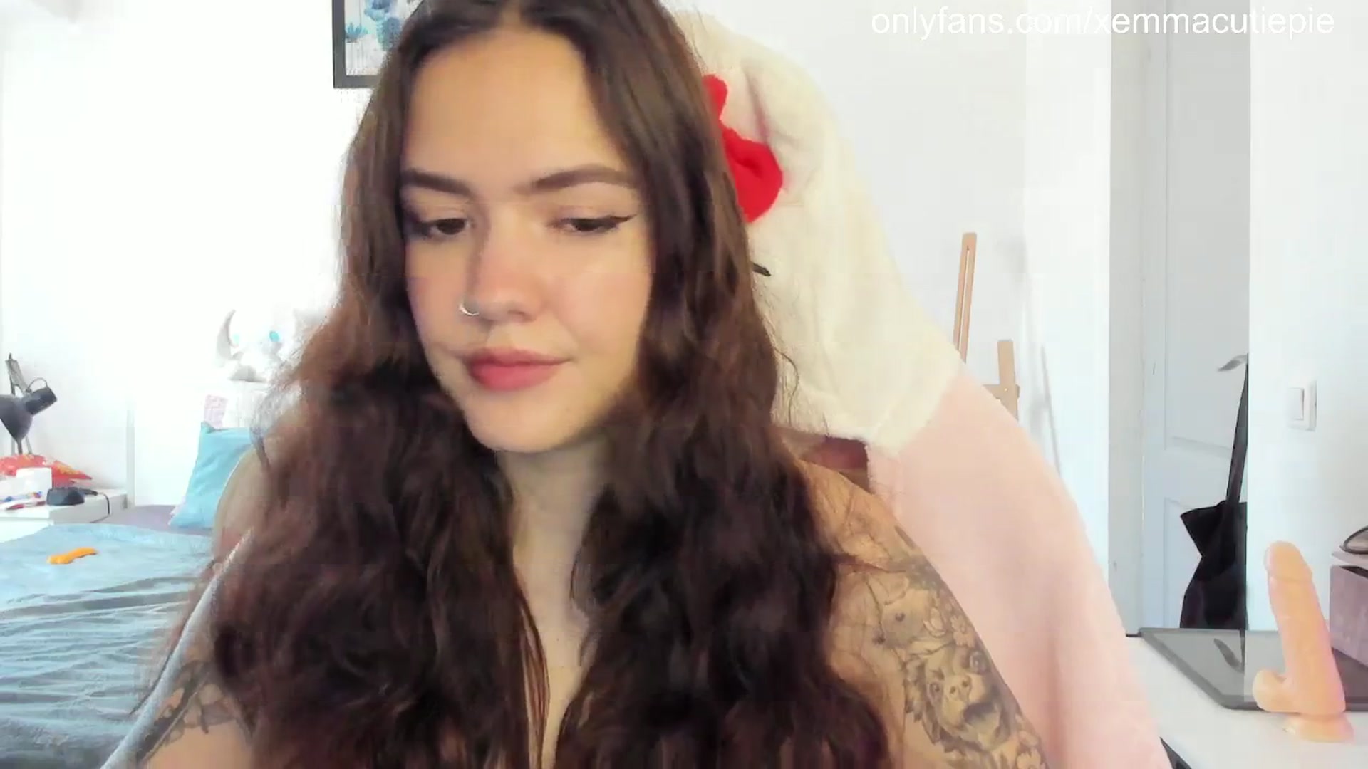 Gallery image thumbnail from EmmaCutiePie's myfreecams stream on, 07/05/2025, 13:35 image 20 of 20