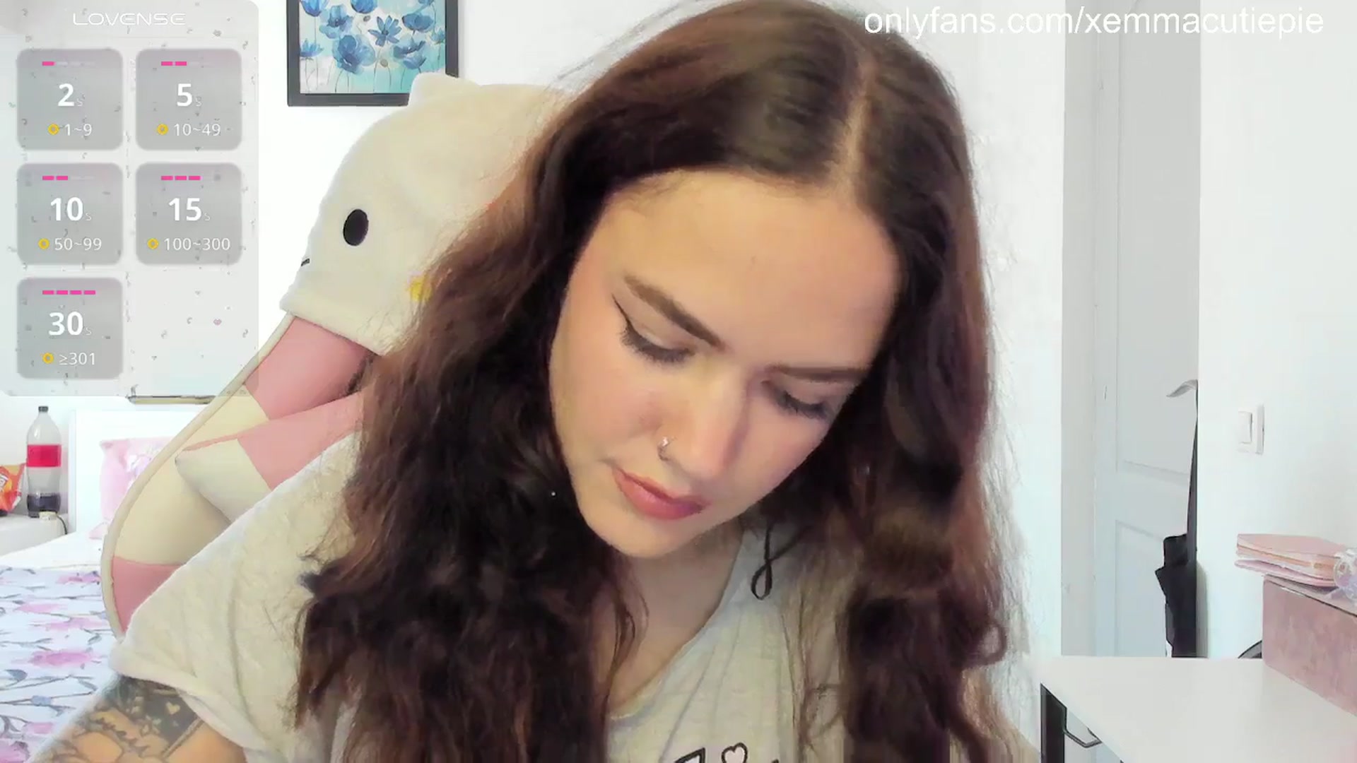 Gallery image thumbnail from EmmaCutiePie's myfreecams stream on, 07/21/2025, 13:40 image 7 of 20