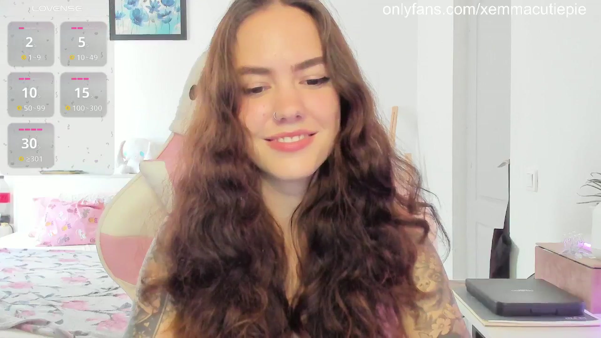 Gallery image thumbnail from EmmaCutiePie's myfreecams stream on, 07/22/2025, 11:33 image 18 of 20