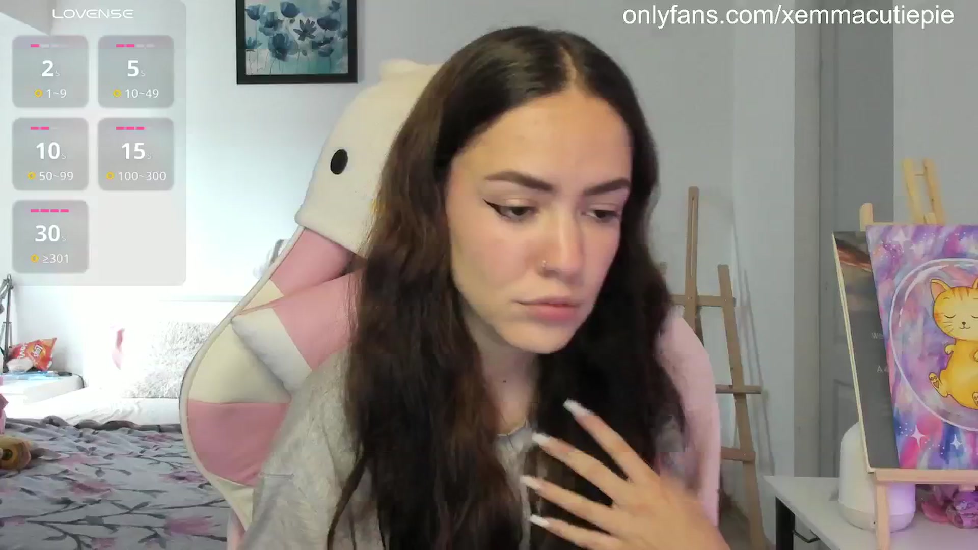 Gallery image thumbnail from EmmaCutiePie's myfreecams stream on, 07/28/2025, 11:38 image 3 of 20