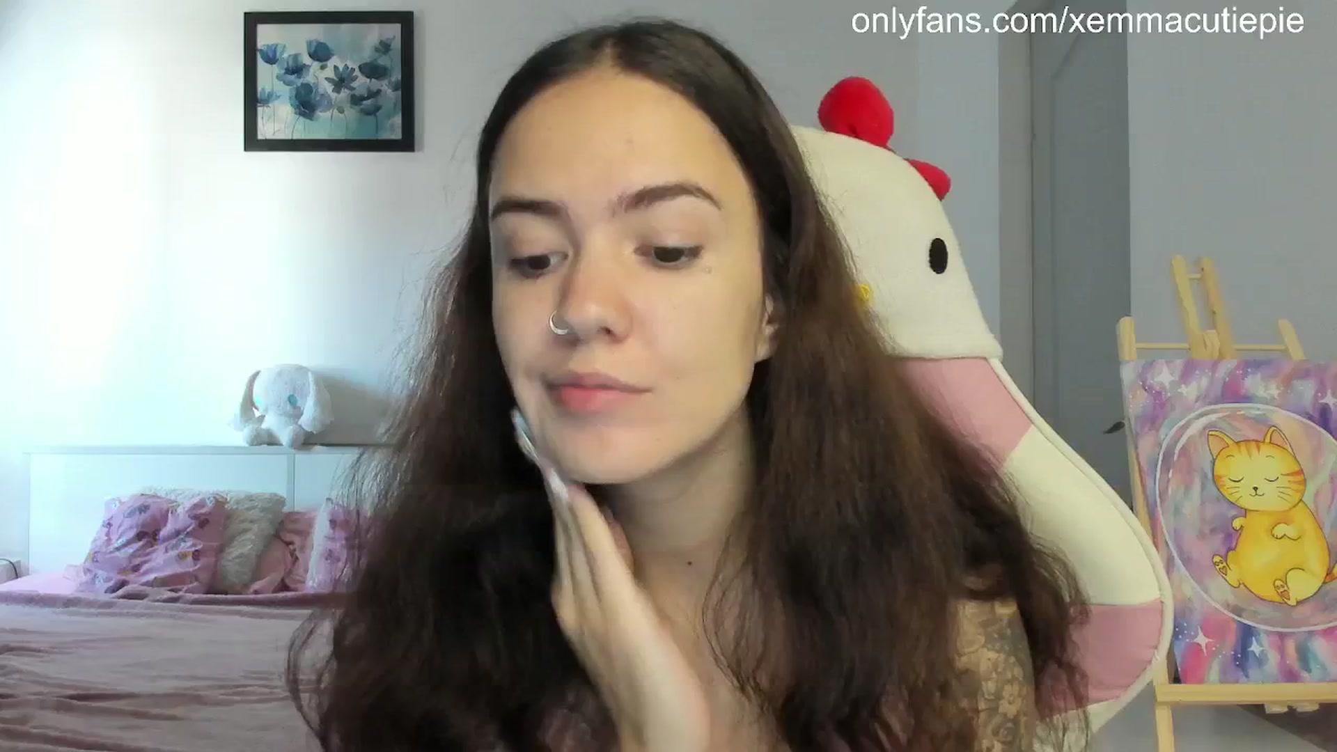 Gallery image thumbnail from EmmaCutiePie's myfreecams stream on, 08/08/2025, 09:48 image 1 of 20