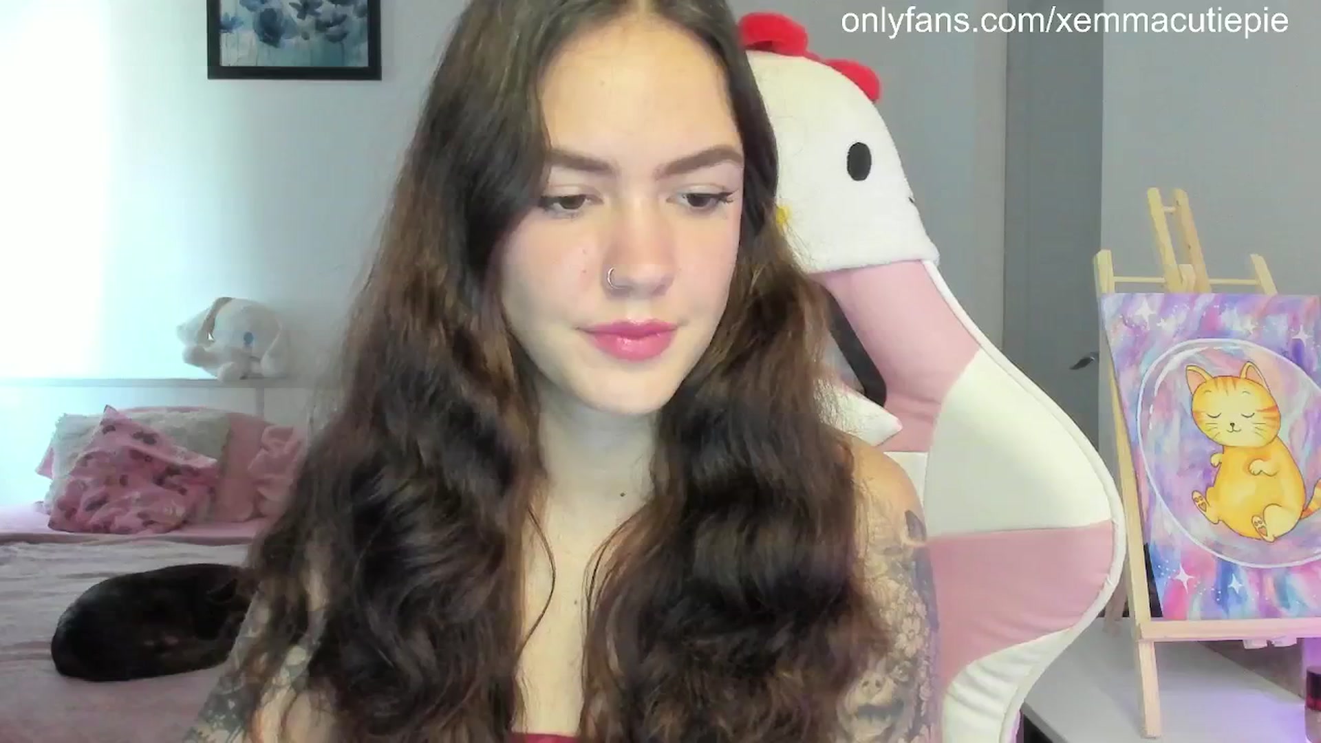 Gallery image thumbnail from EmmaCutiePie's myfreecams stream on, 08/09/2025, 10:31 image 19 of 20
