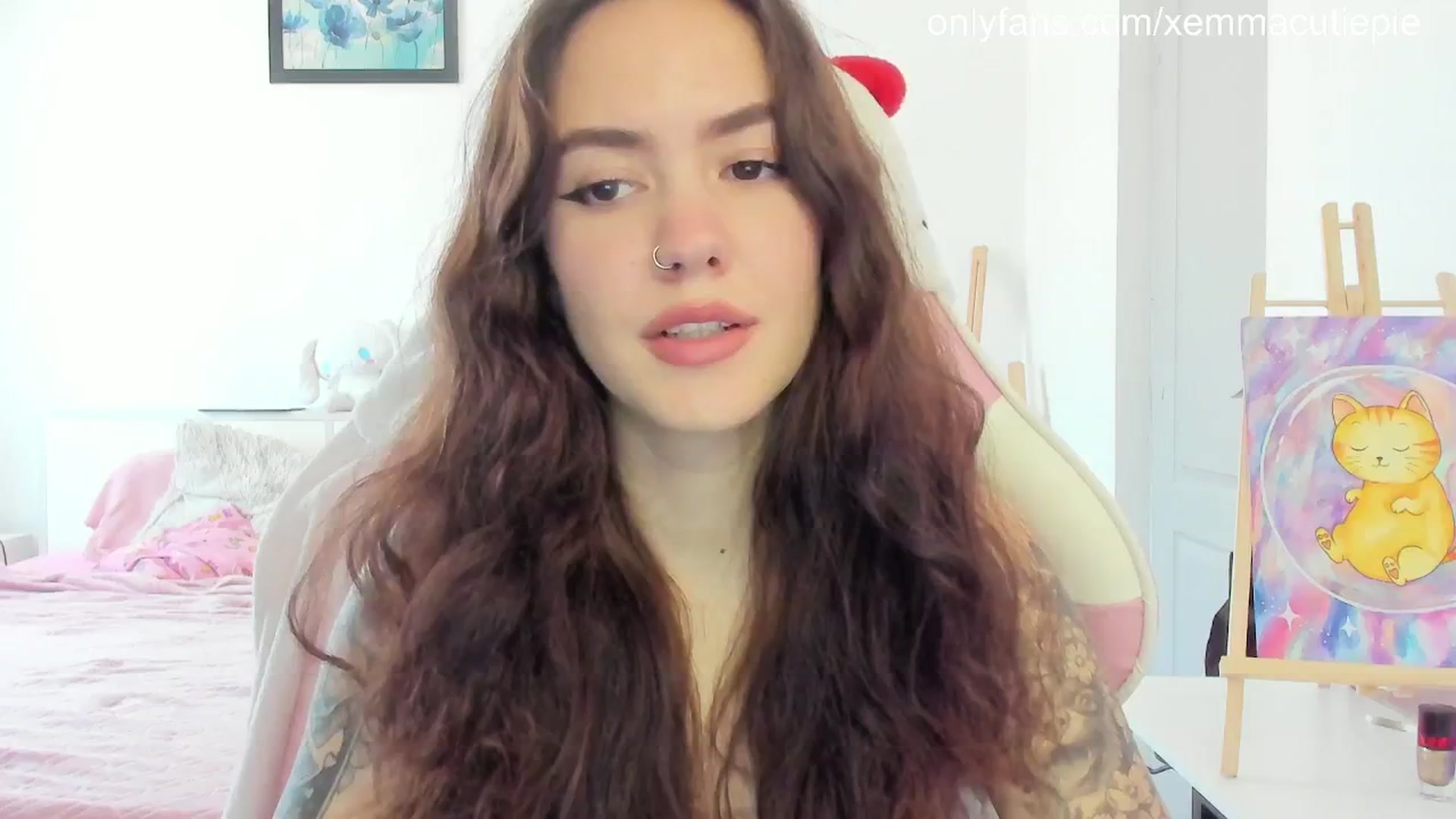 Gallery image thumbnail from EmmaCutiePie's myfreecams stream on, 08/12/2025, 13:04 image 2 of 20