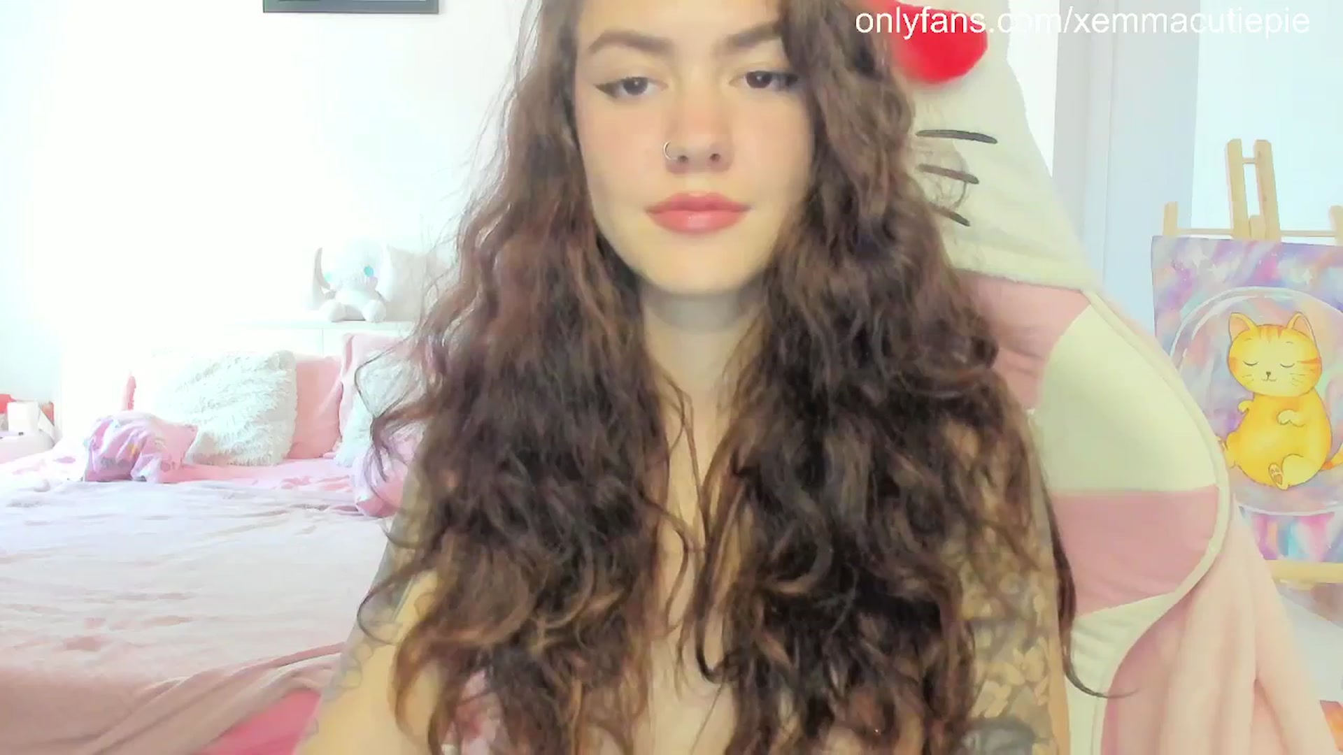 Gallery image thumbnail from EmmaCutiePie's myfreecams stream on, 08/23/2025, 12:05 image 17 of 20