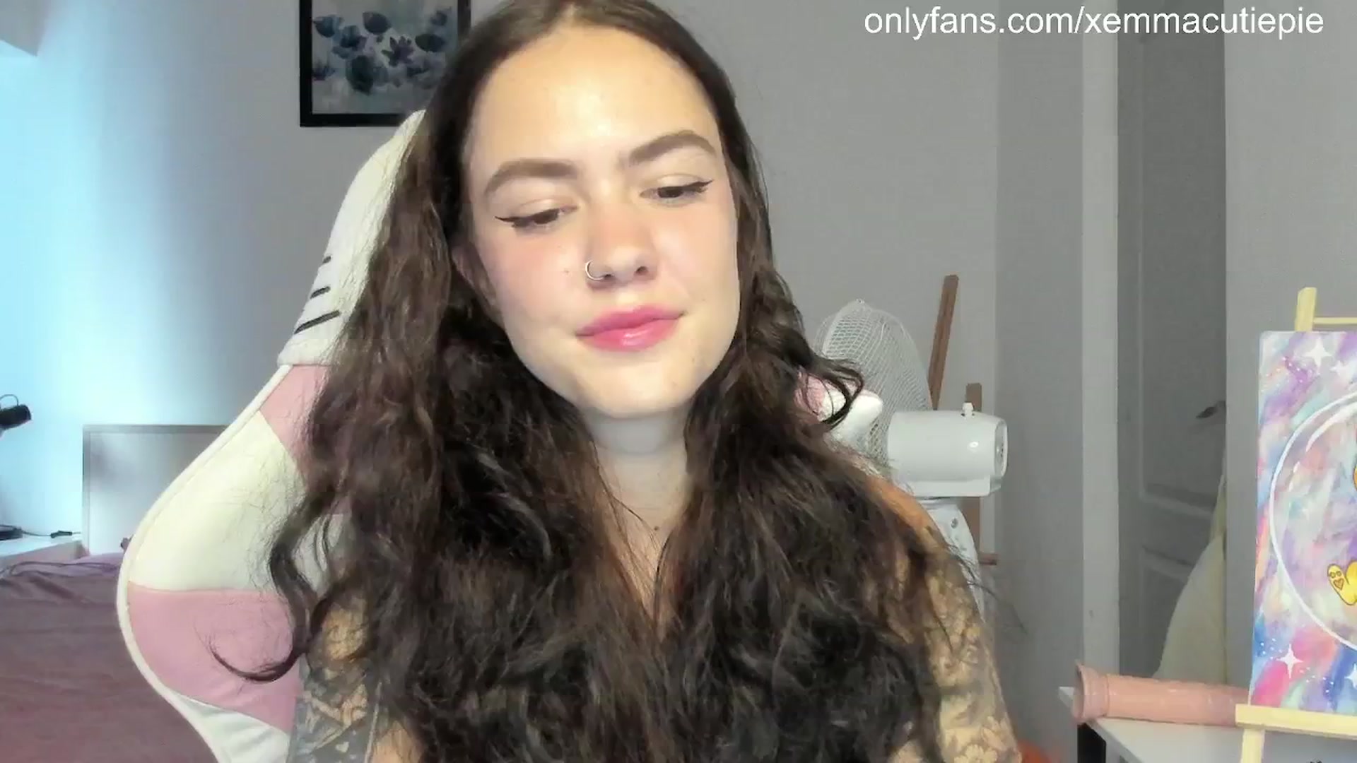 Gallery image thumbnail from EmmaCutiePie's myfreecams stream on, 09/03/2025, 15:18 image 18 of 20