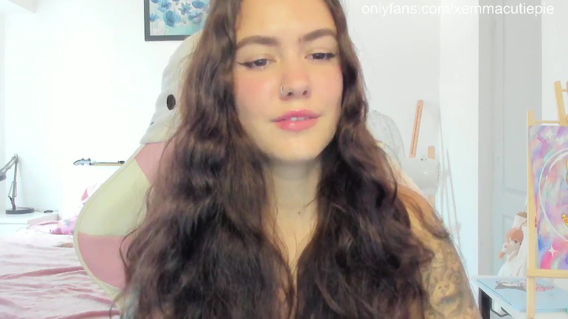 Gallery image thumbnail from EmmaCutiePie's myfreecams stream on, 09/05/2025, 14:00 image 7 of 20