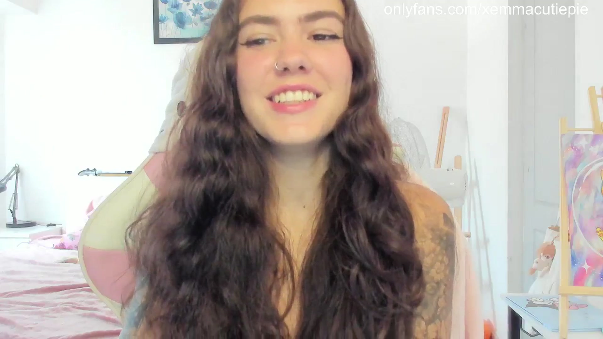 Gallery image thumbnail from EmmaCutiePie's myfreecams stream on, 09/05/2025, 14:00 image 8 of 20