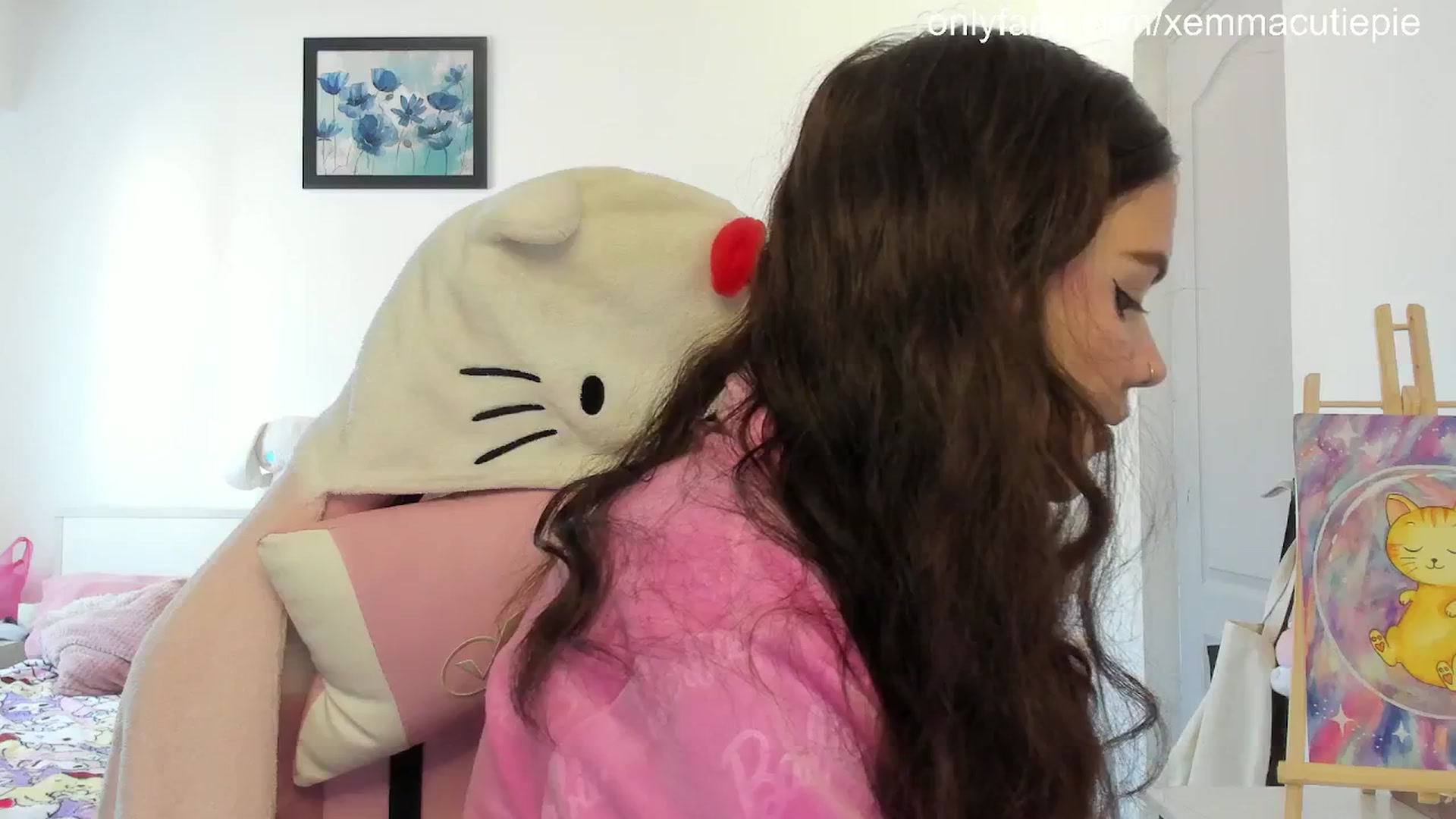 Gallery image thumbnail from EmmaCutiePie's myfreecams stream on, 09/22/2025, 12:05 image 2 of 20