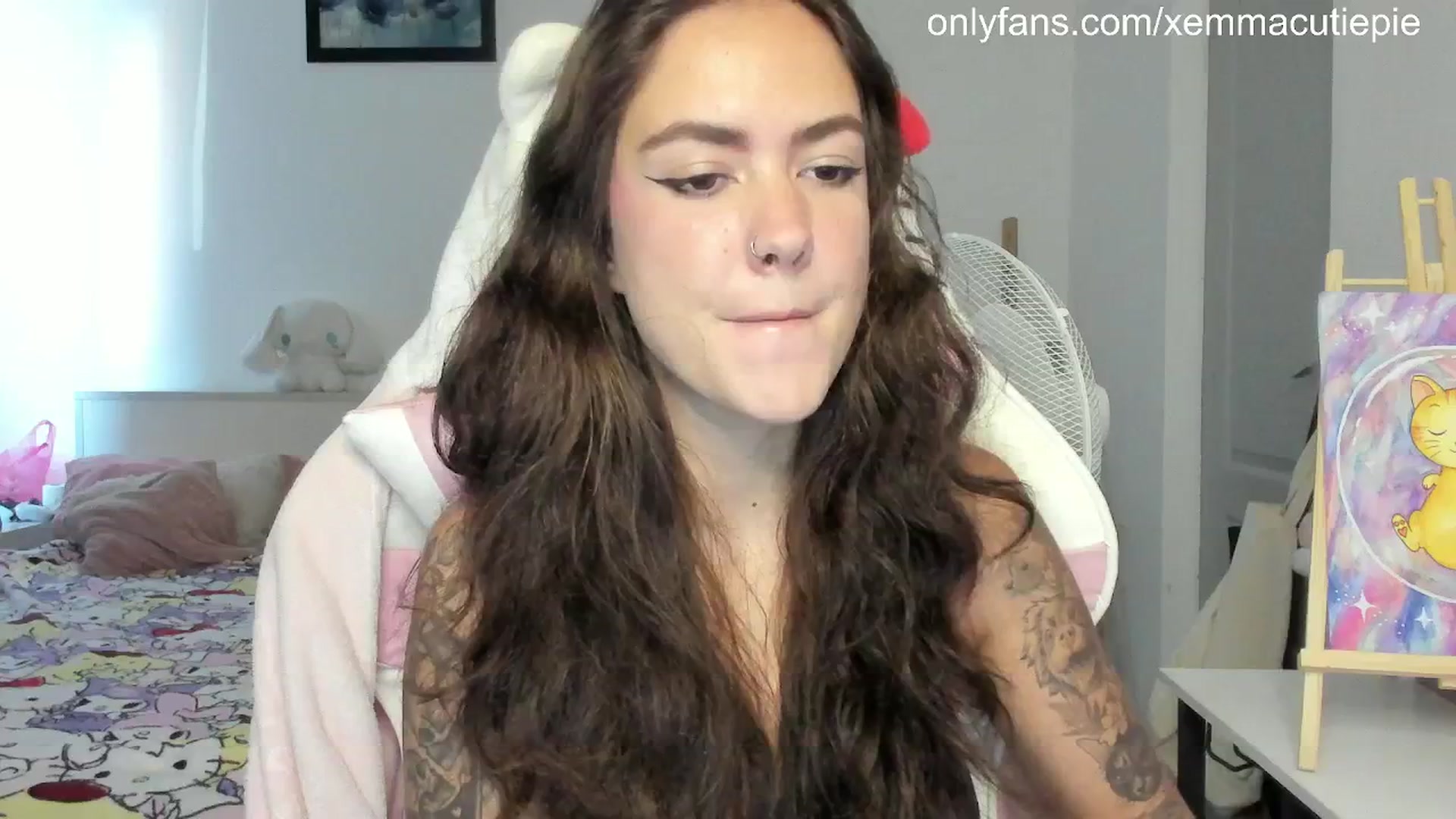 Gallery image thumbnail from EmmaCutiePie's myfreecams stream on, 09/22/2025, 12:05 image 18 of 20