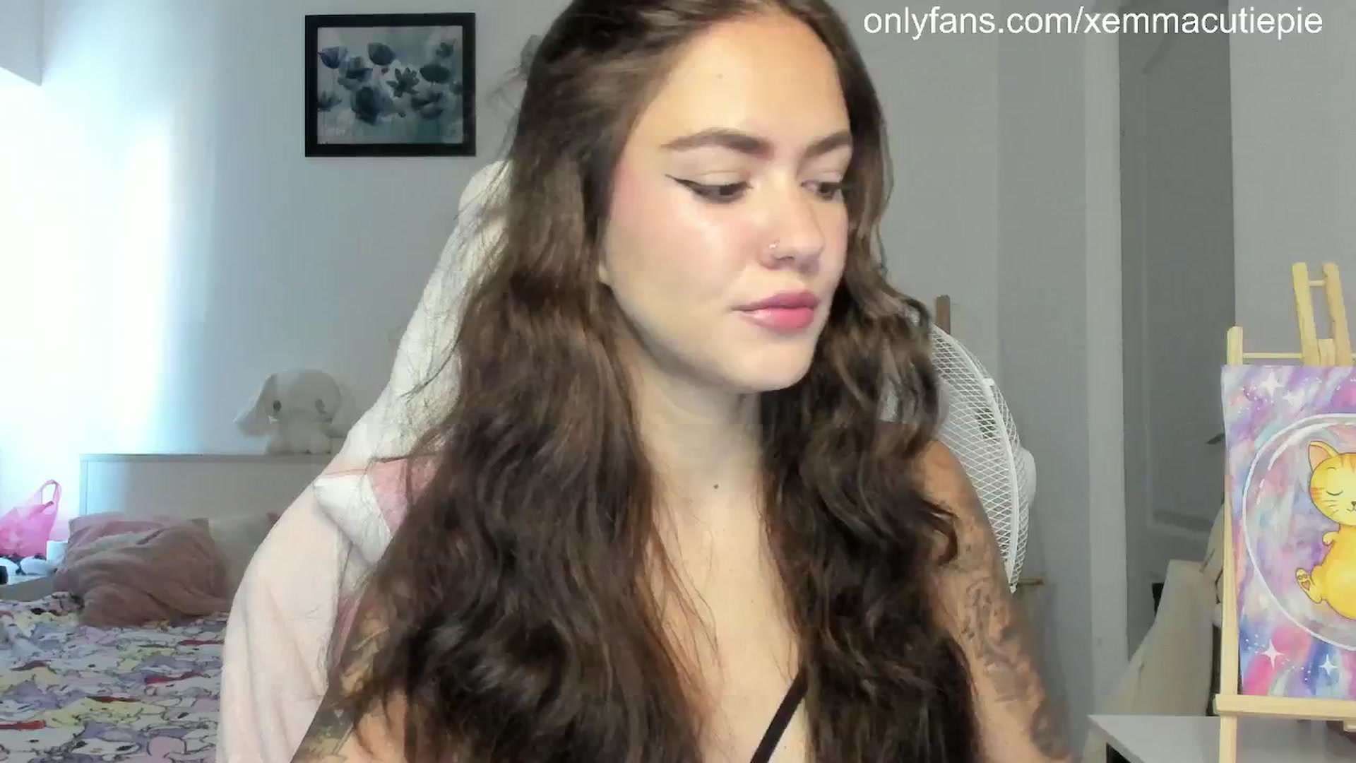 Gallery image thumbnail from EmmaCutiePie's myfreecams stream on, 09/22/2025, 12:05 image 15 of 20