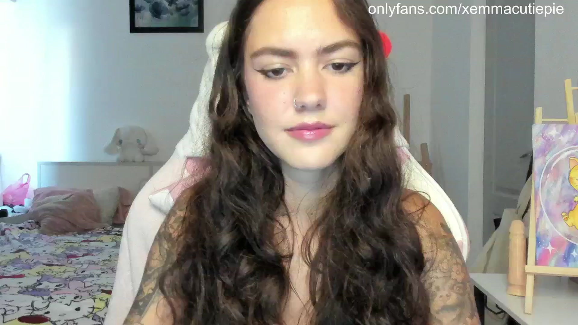 Gallery image thumbnail from EmmaCutiePie's myfreecams stream on, 09/22/2025, 13:19 image 7 of 20