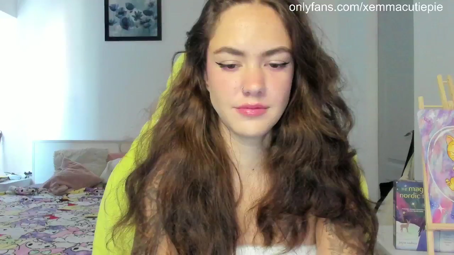 Gallery image thumbnail from EmmaCutiePie's myfreecams stream on, 09/27/2025, 14:11 image 6 of 20