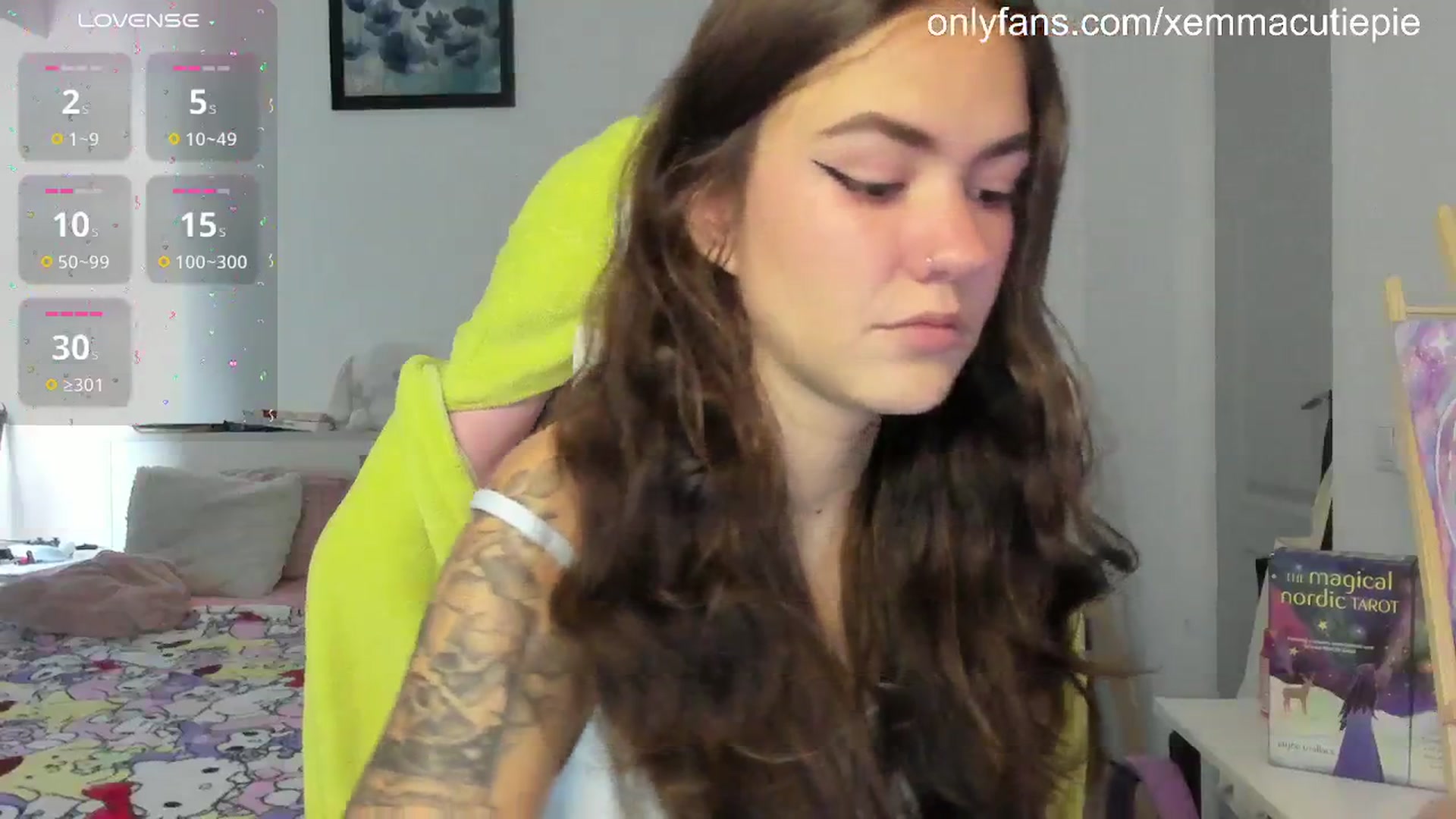 Gallery image thumbnail from EmmaCutiePie's myfreecams stream on, 09/29/2025, 10:51 image 3 of 20