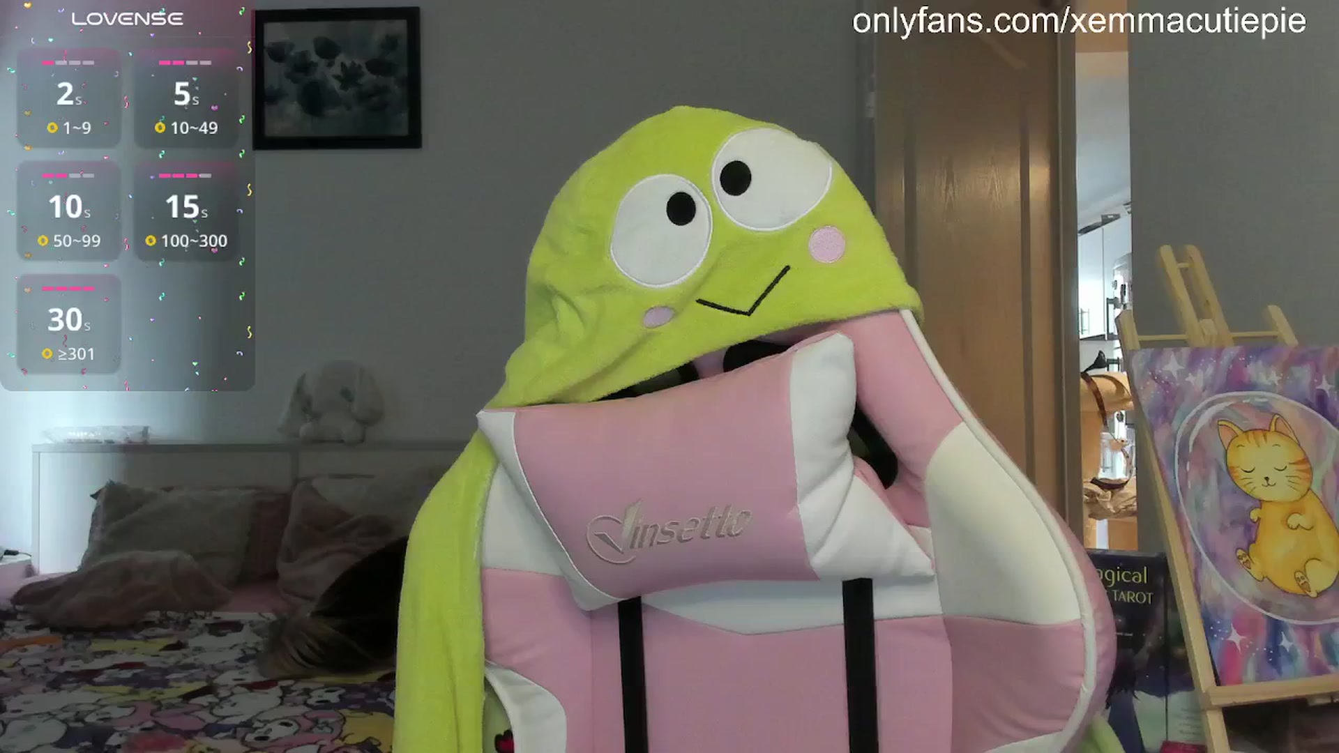 Gallery image thumbnail from EmmaCutiePie's myfreecams stream on, 10/01/2025, 12:21 image 11 of 20